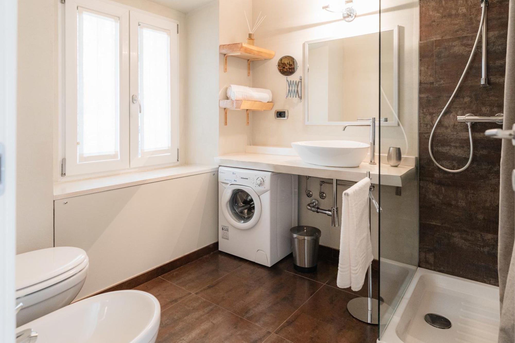 Appartamento Eleganza Design Corso Porta Garibaldi - 80 Mq *
