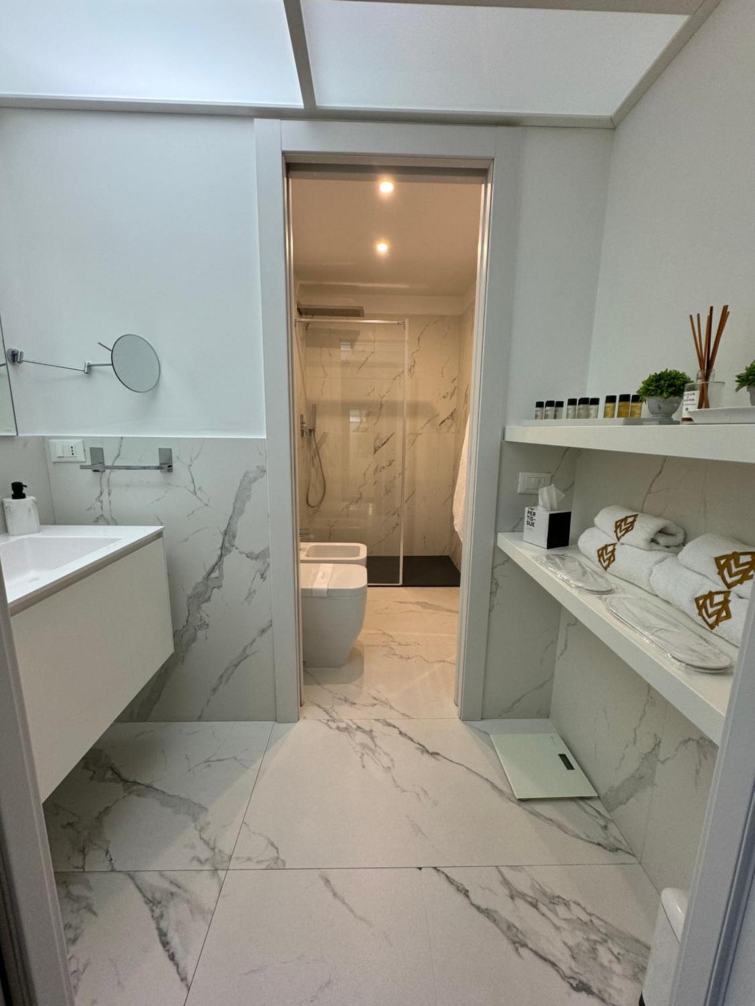 Appartement Maisons Via Torino Milaan