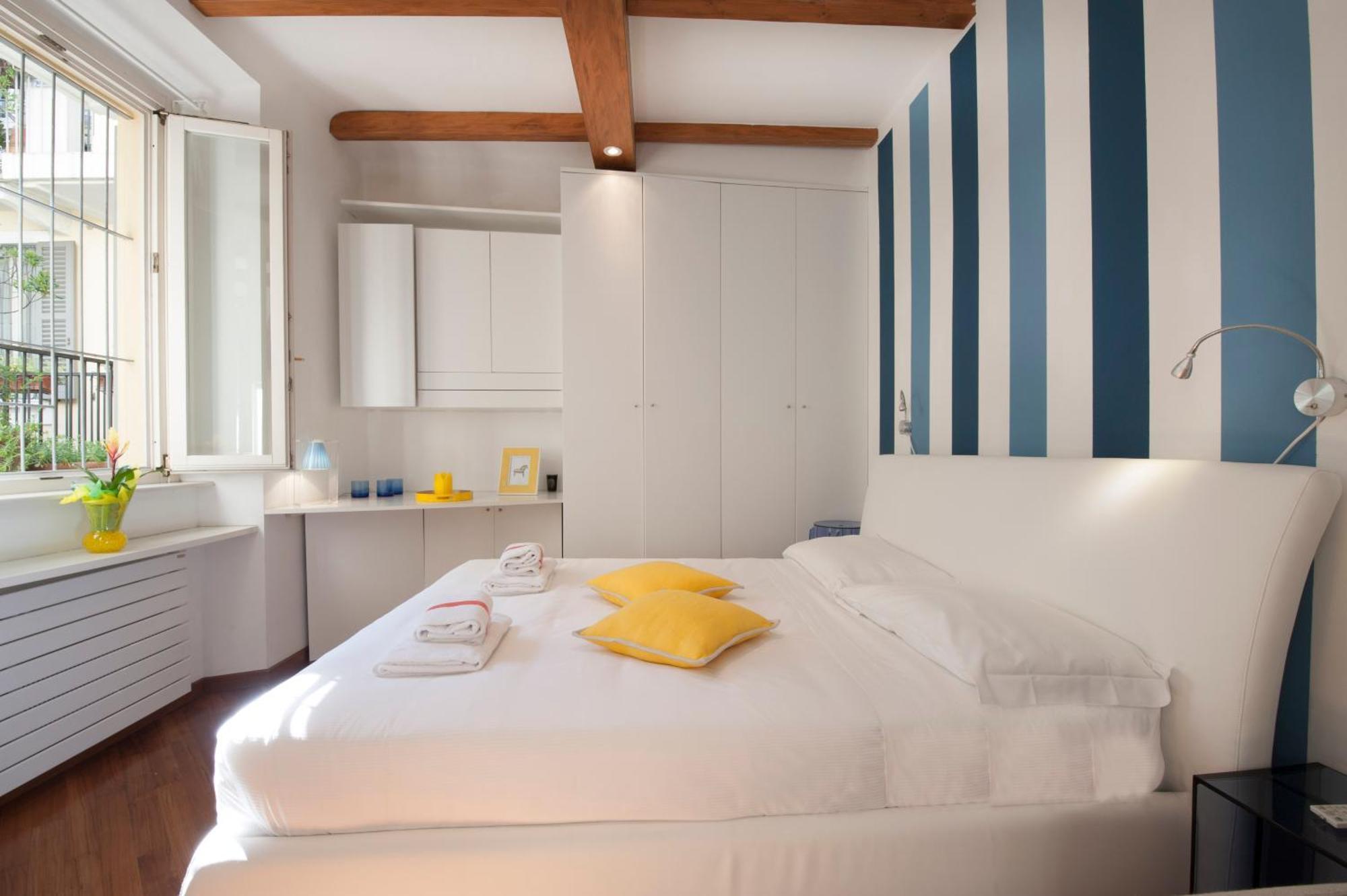 Lejlighed Montenapoleone Central - Best Location Possible *