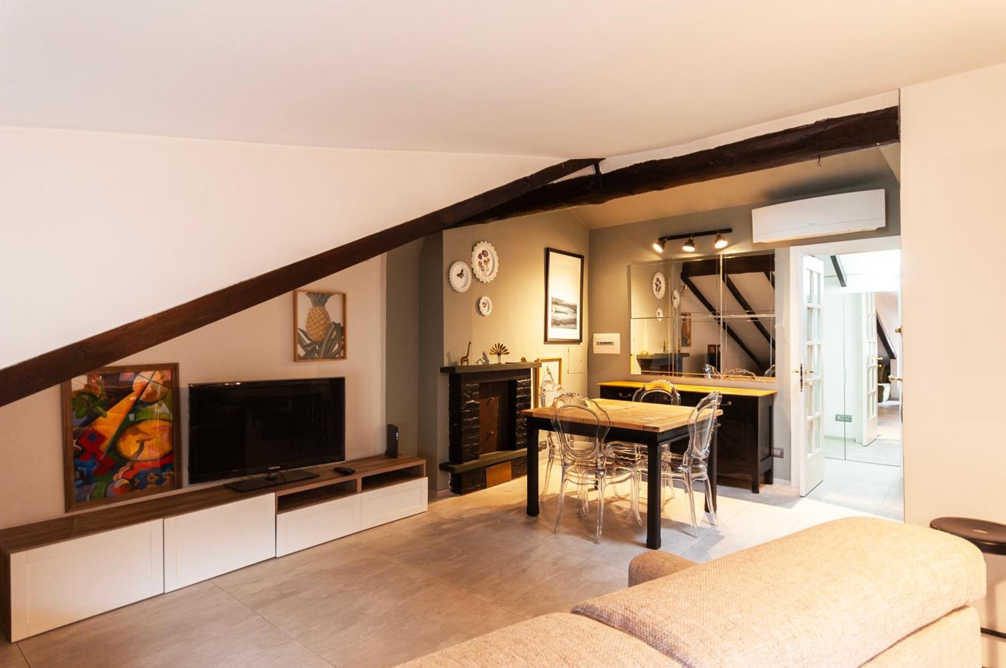 Youhosty - Attico Citta Studi Apartment