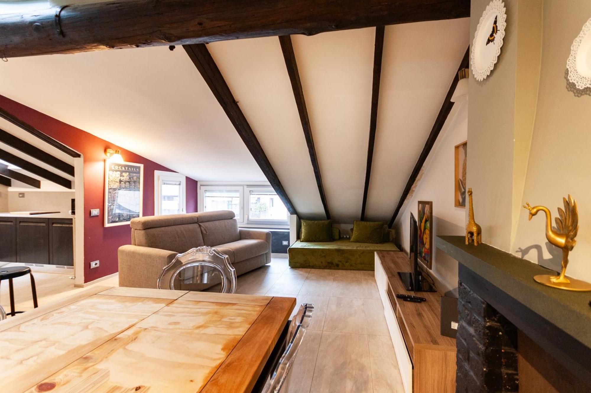 Apartment Youhosty - Attico Citta Studi Mailand