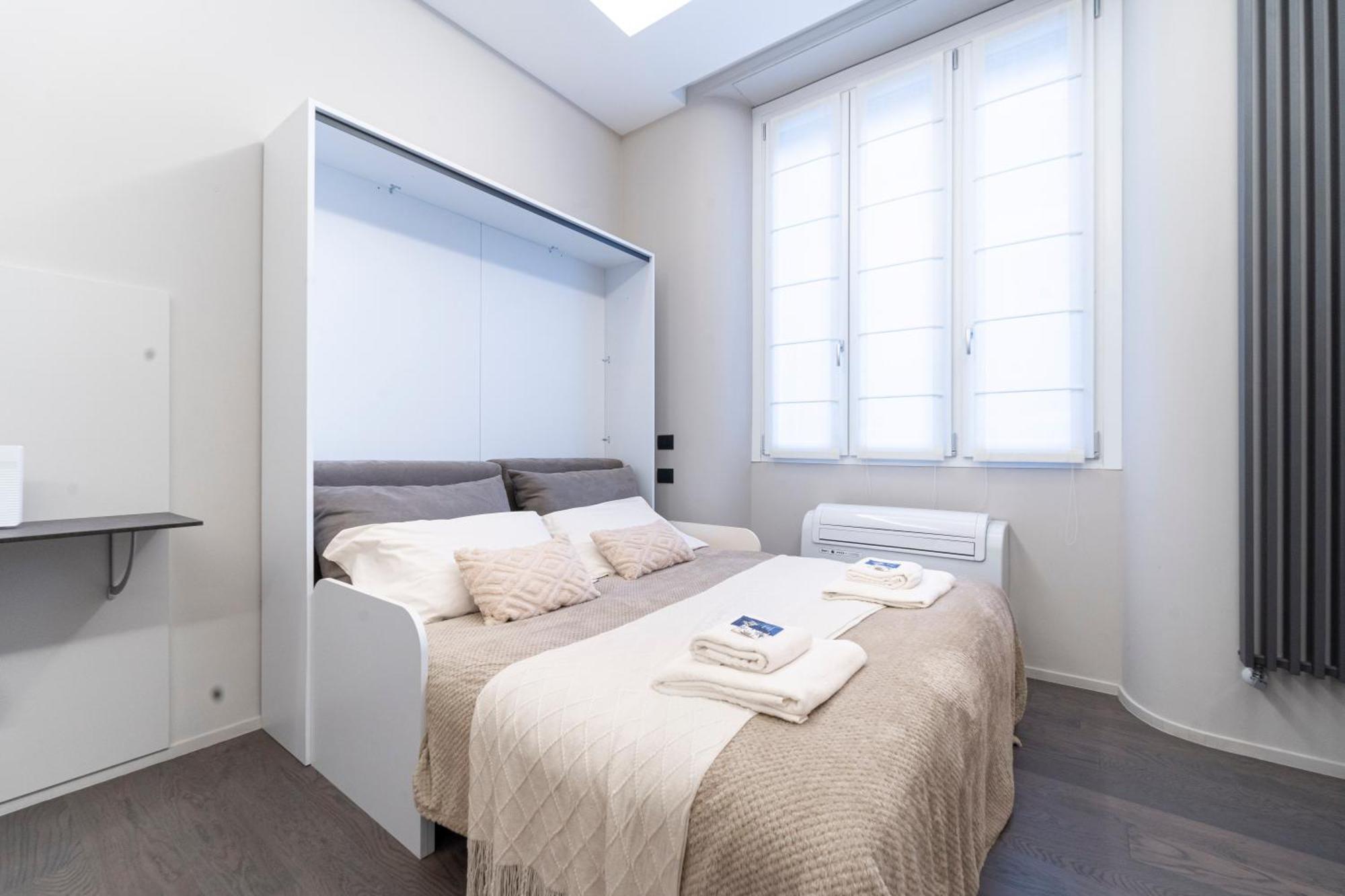 Designed In Center Gae Aulenti Area With Ac, Wifi And Subway Airport Connected Steps From Station Leilighet Milano