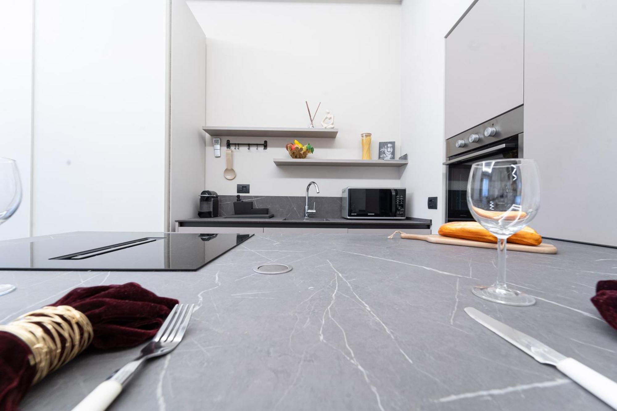 Designed In Center Gae Aulenti Area With Ac, Wifi And Subway Airport Connected Steps From Station * Milano