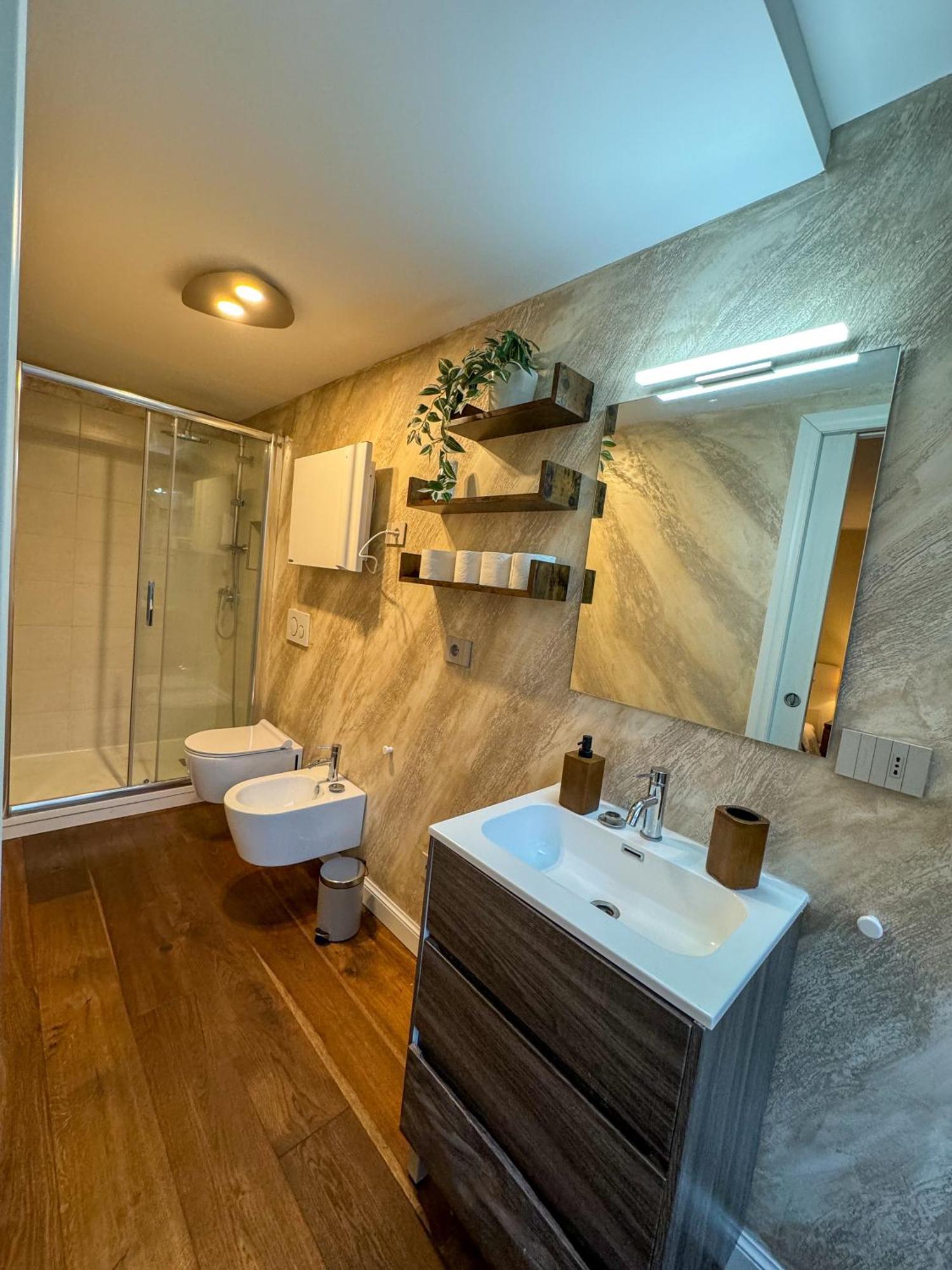 Dea Dreams - Lofty Marghera Milano
