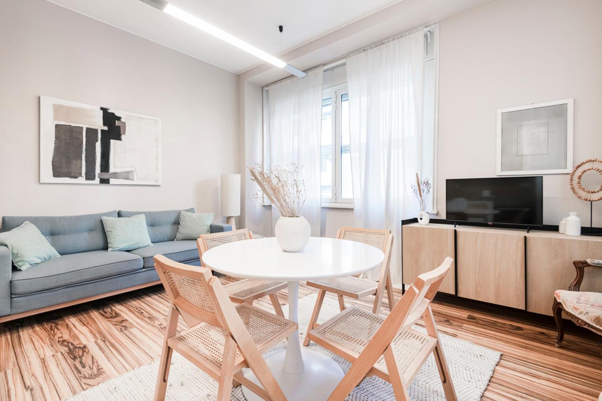 Easylife - Elegant 3 Mins From Duomo Leilighet