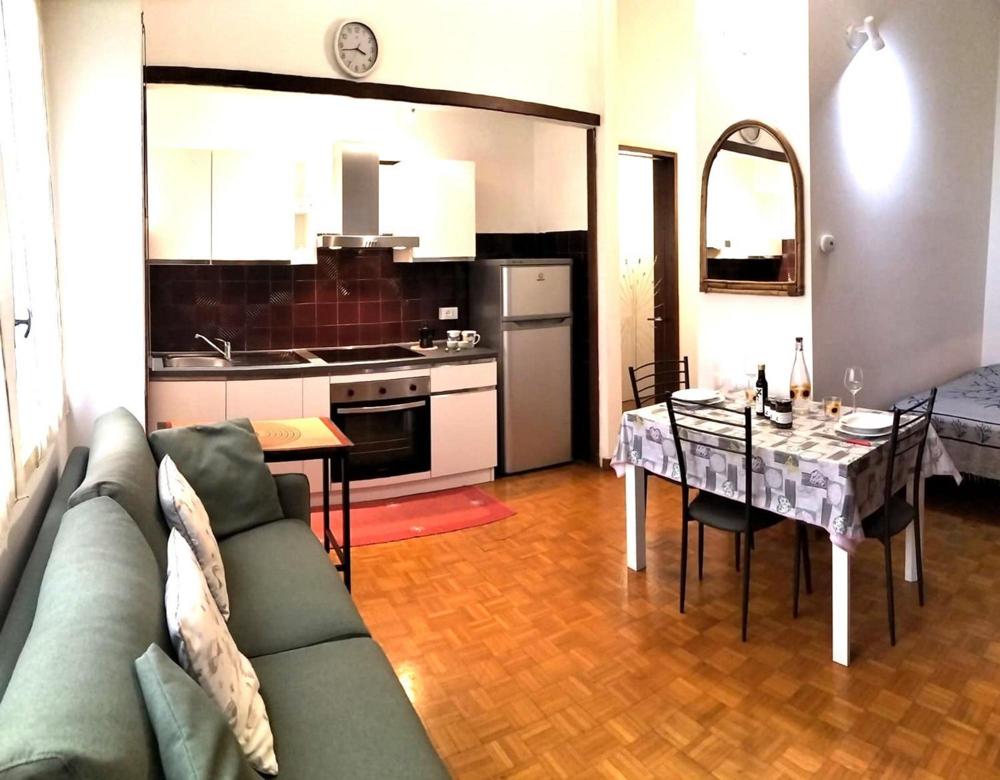 Crocetta 51 Apartment *