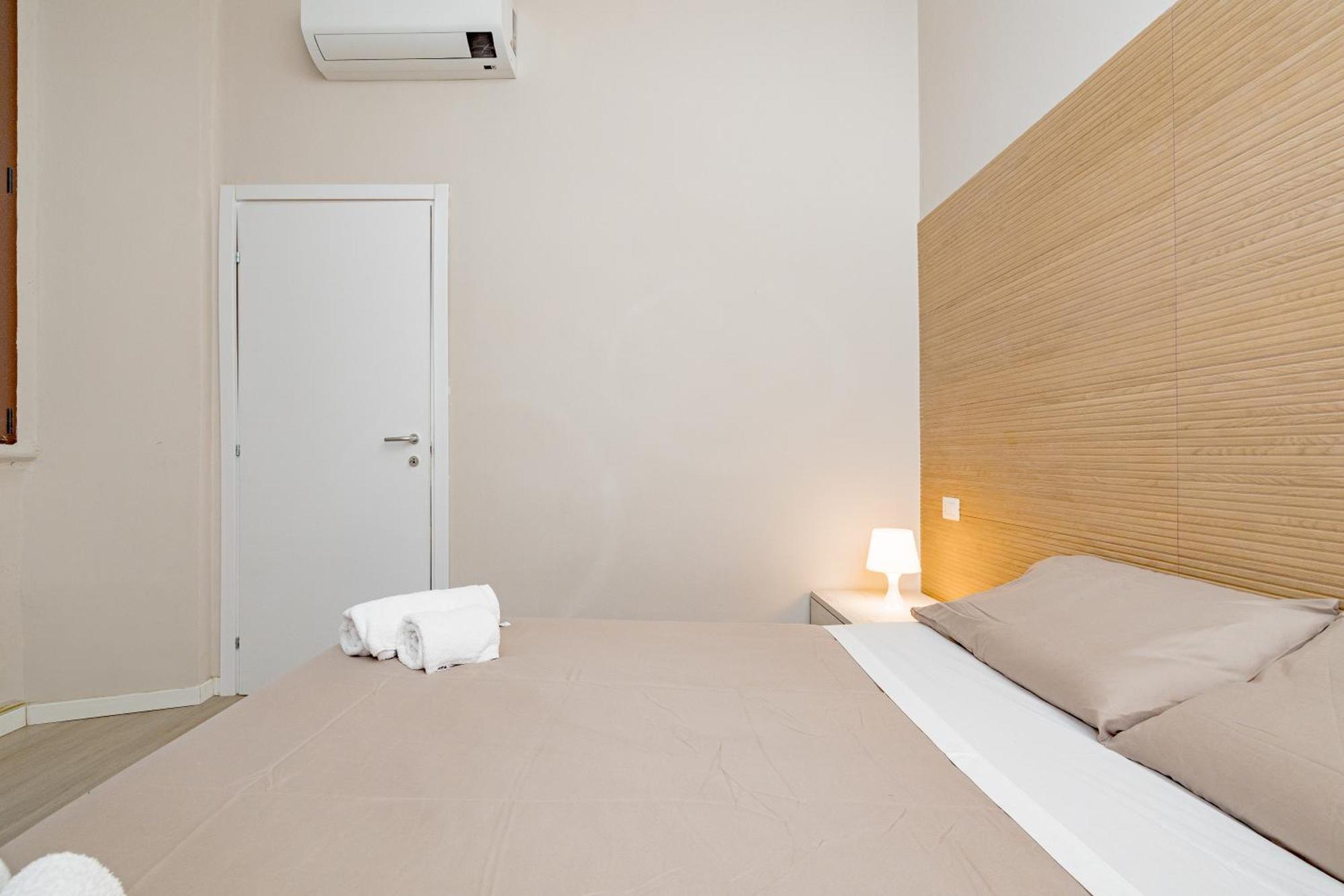 Appartement Torre Di Nolo - Metro Station Turro M1 Milaan