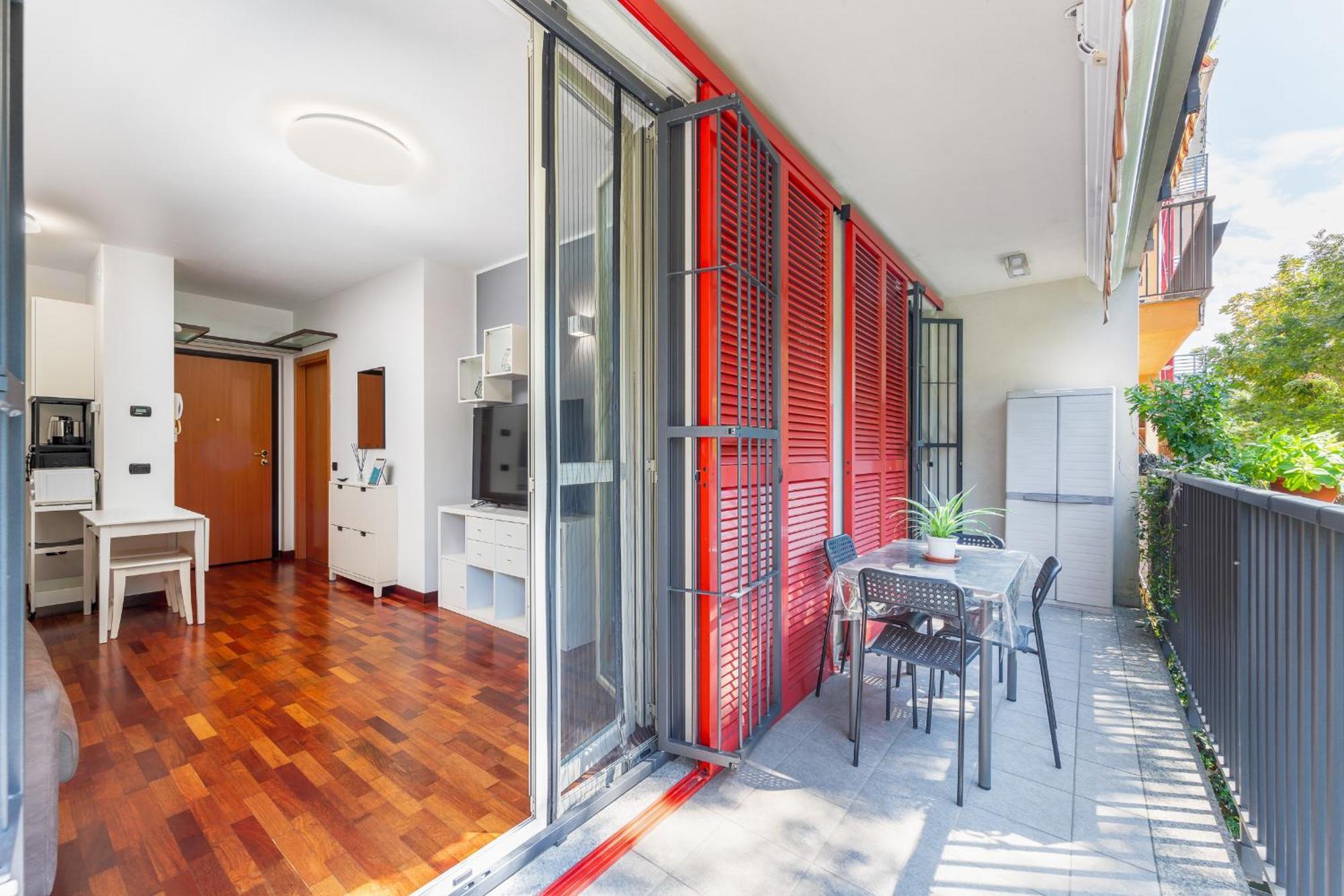 Appartamento Free Private Parking - 5min To Metro - Balcony - Quiet