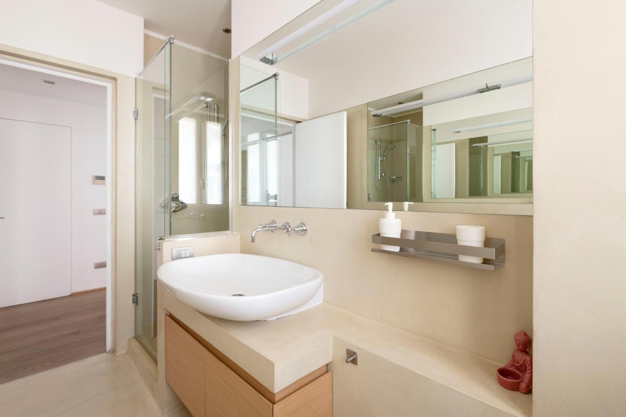 Appartement Design Apartment, Modern And Stylish Milaan