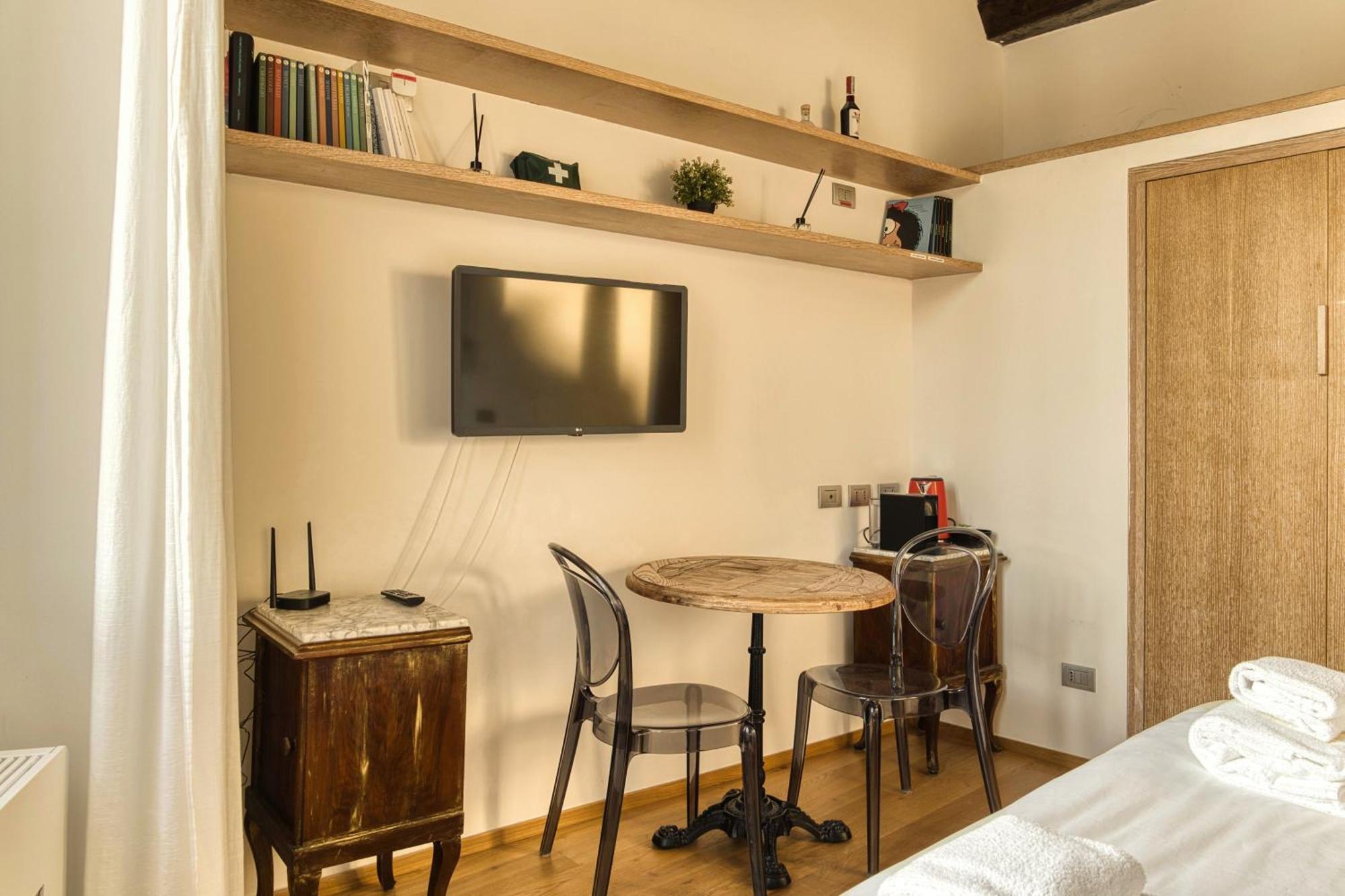 Just Urban Stays - Stylish Penthouse - Corso Ticinese * Milano