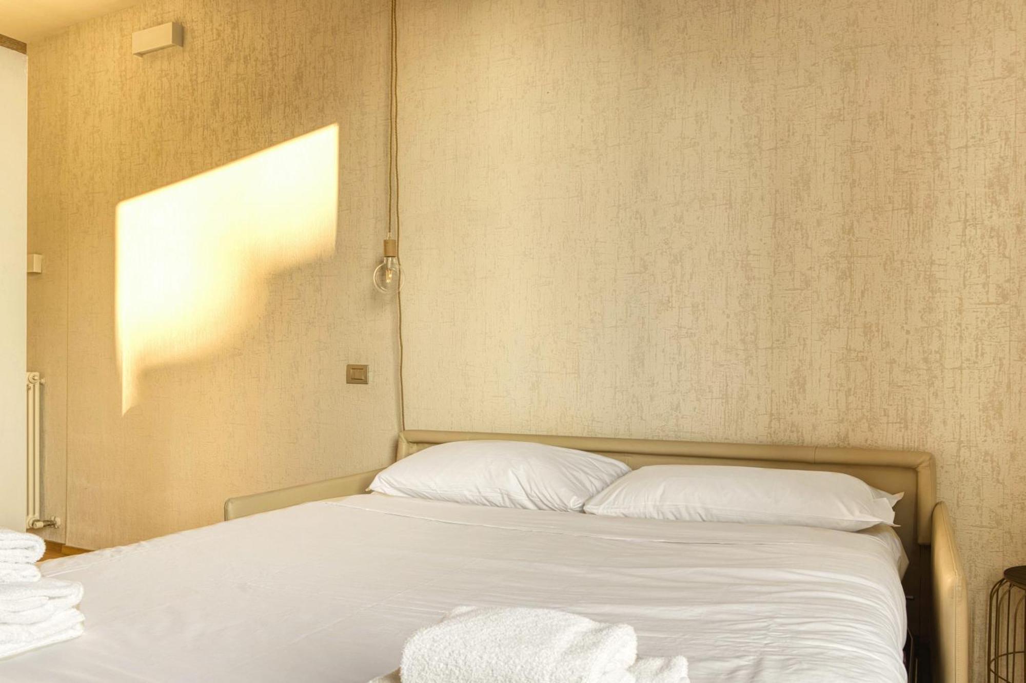 Just Urban Stays - Stylish Penthouse - Corso Ticinese * Milano