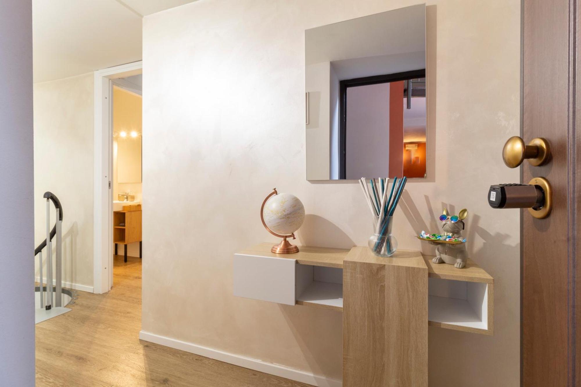 Luxloft Navigli - 2 Bathrooms - Free Parking * Milano