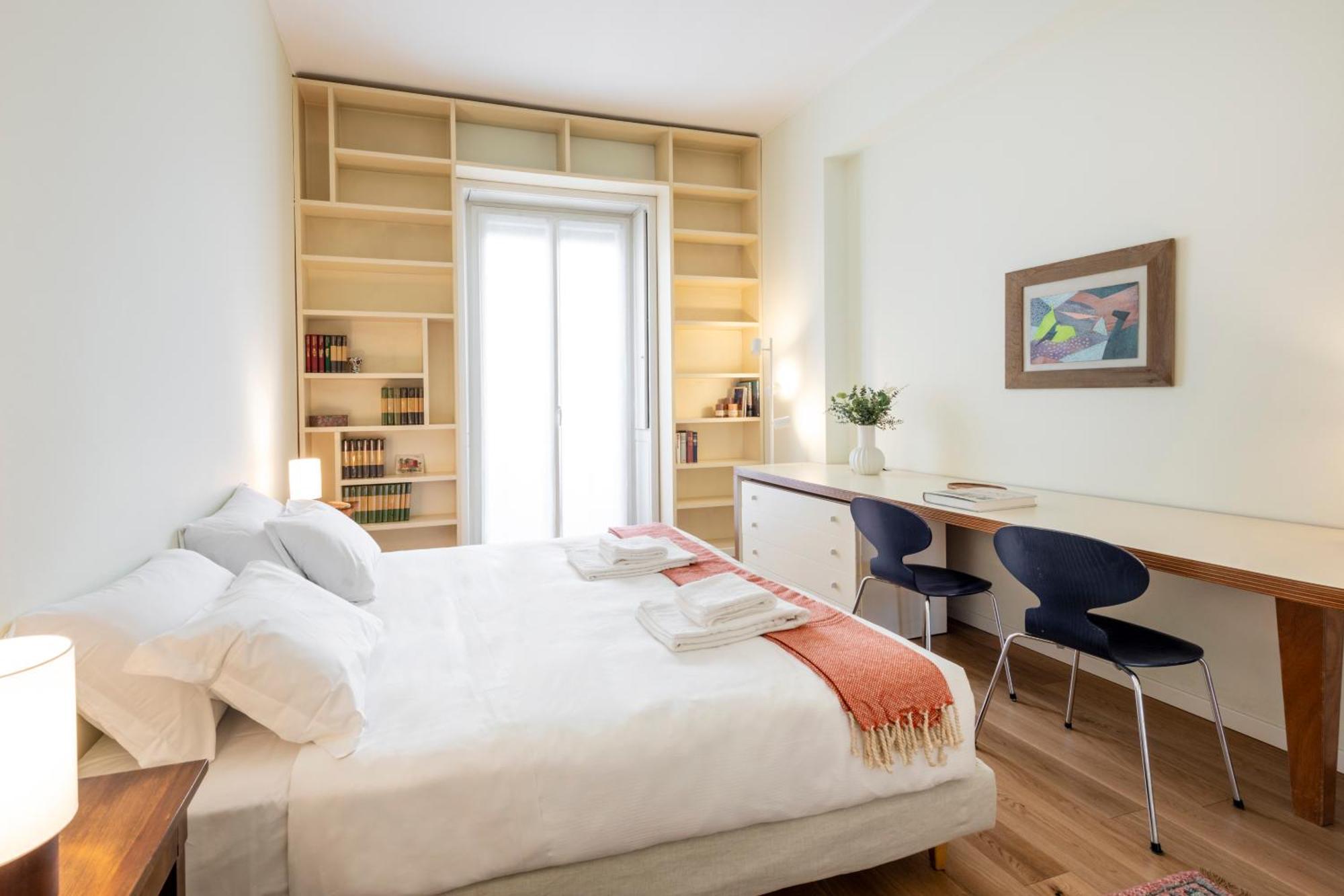 110mq Santa Sofia Apartment, In The Center Of Milan, 10 Min Walk From Duomo Milano