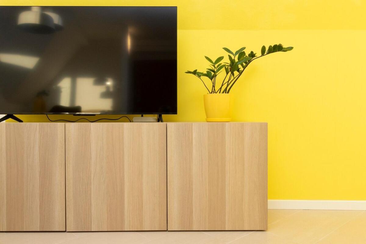 Leilighet Sunny Retreat Near Metro, 12 Min To Duomo *
