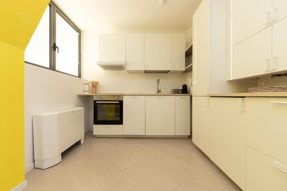 Leilighet Sunny Retreat Near Metro, 12 Min To Duomo