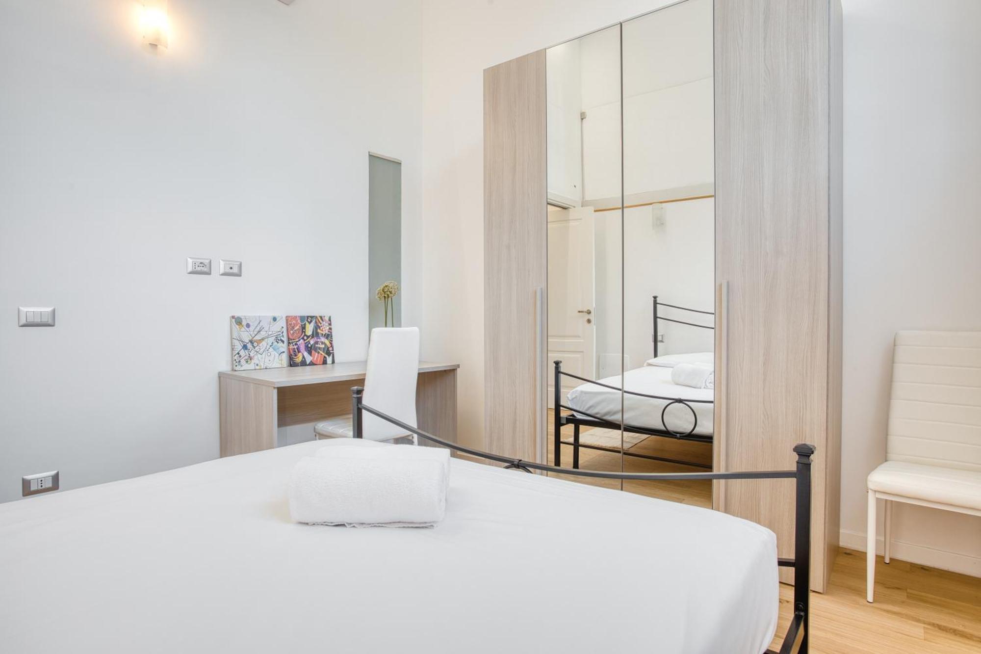 Lejlighed Walk To Navigli - Via Gola - 2 Bedrooms