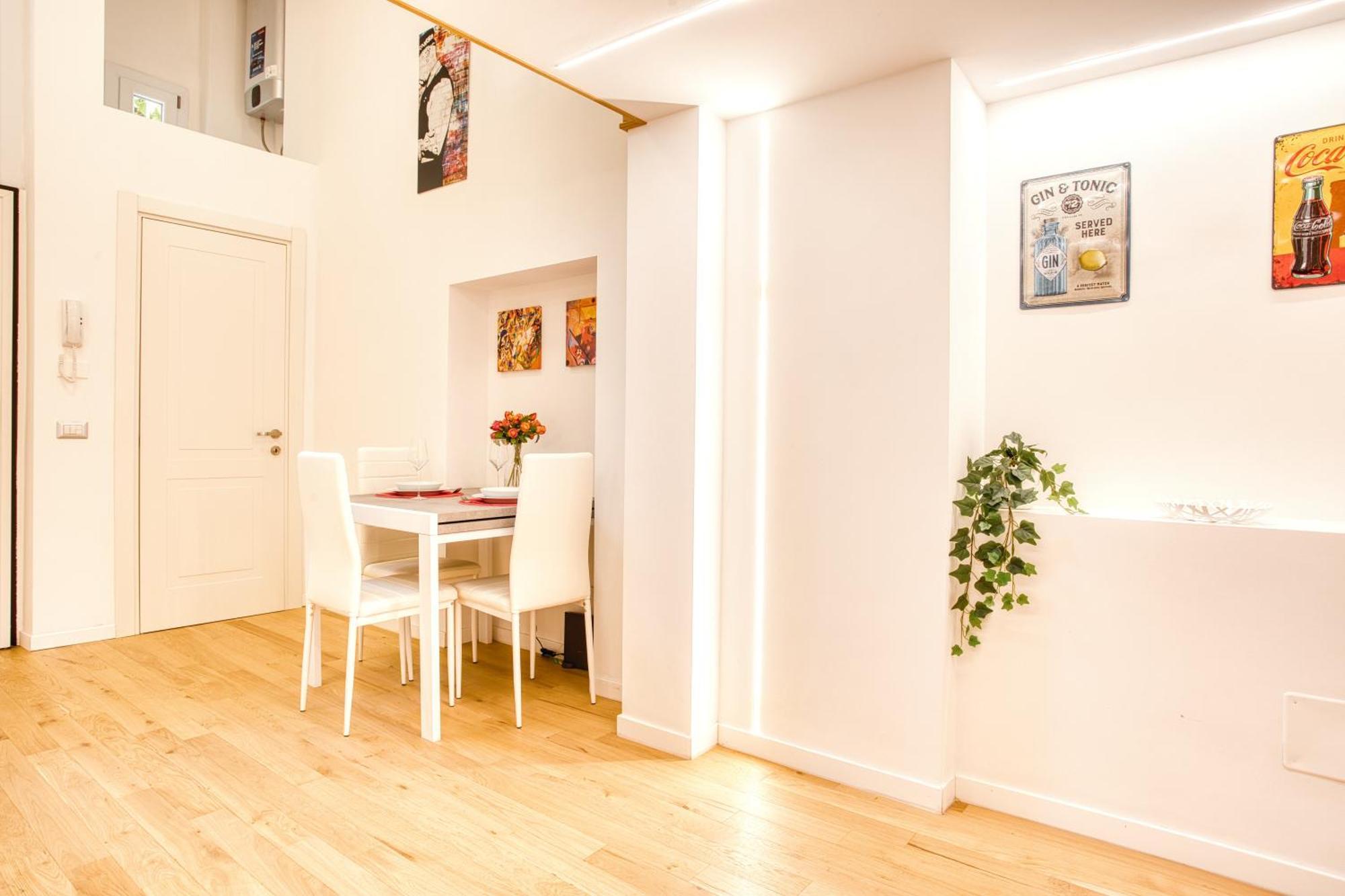 Walk To Navigli - Via Gola - 2 Bedrooms Lejlighed Milano