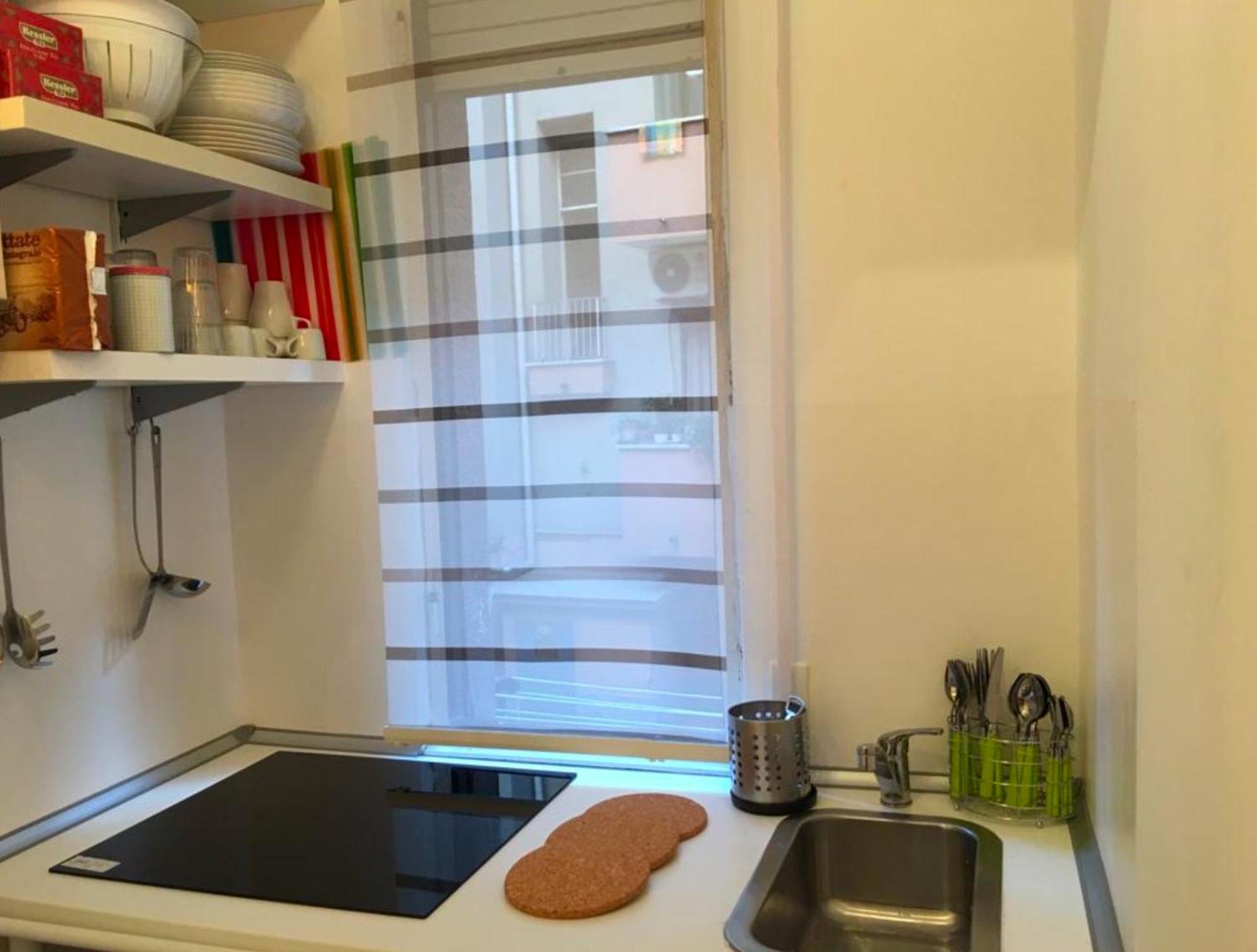 Appartement Comfortable In Close To The Metro Milaan