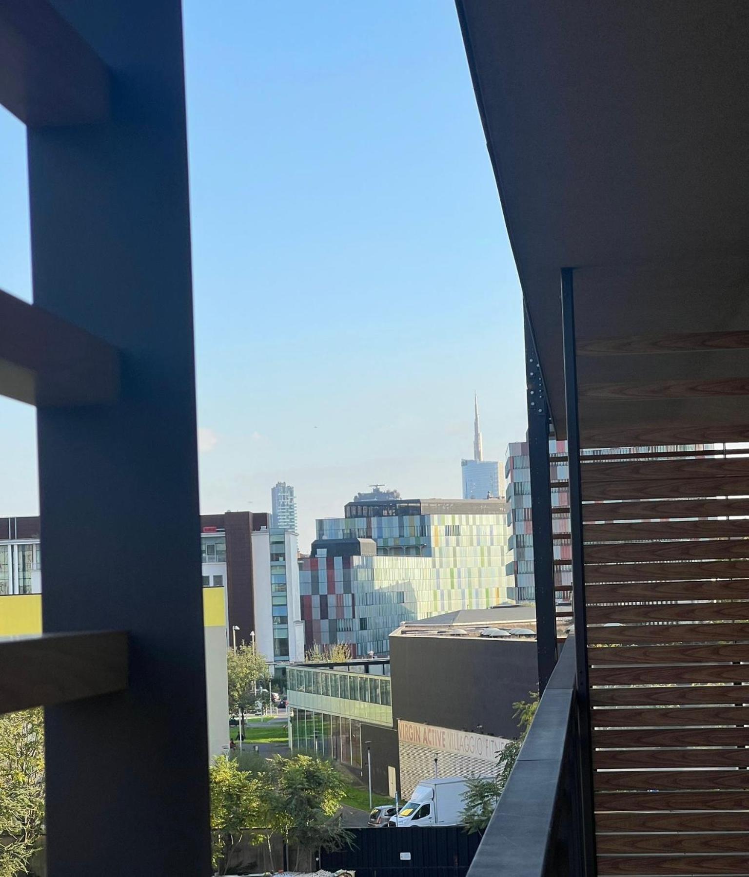 Giax Tower Premium Modern Milanese Flat With Gym Pool View & Box * Milano