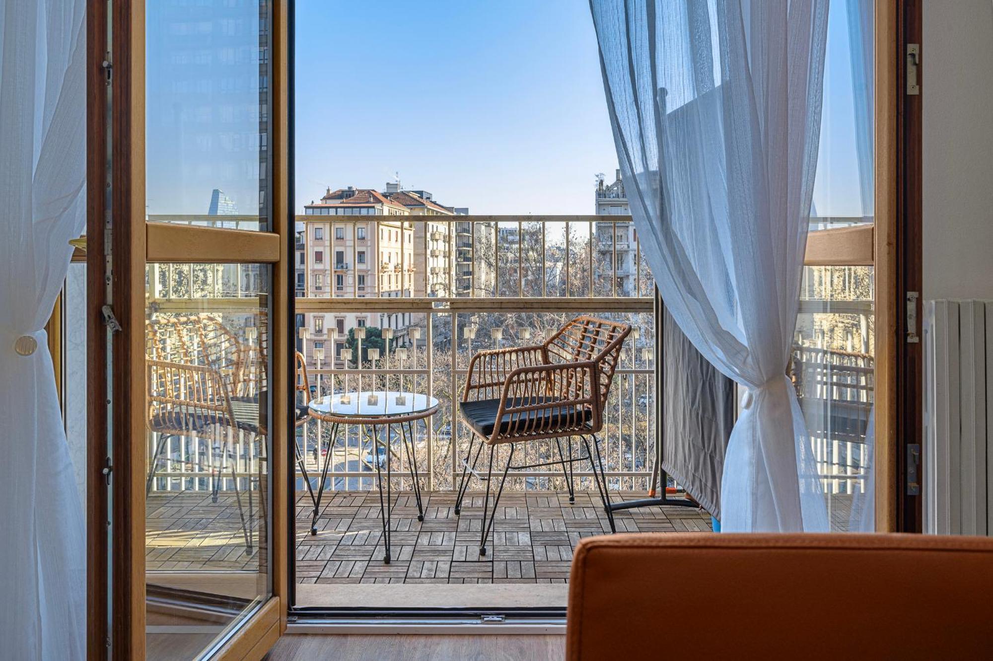 Classbnb - Bright In The Moscova Area