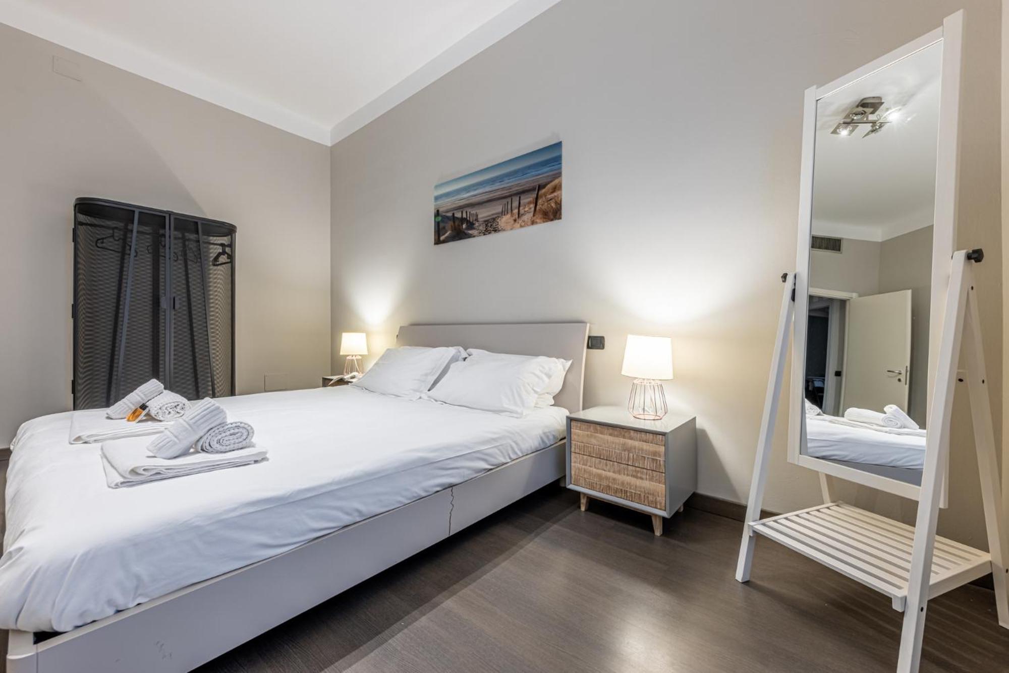 Sant' Ambrogio Flat