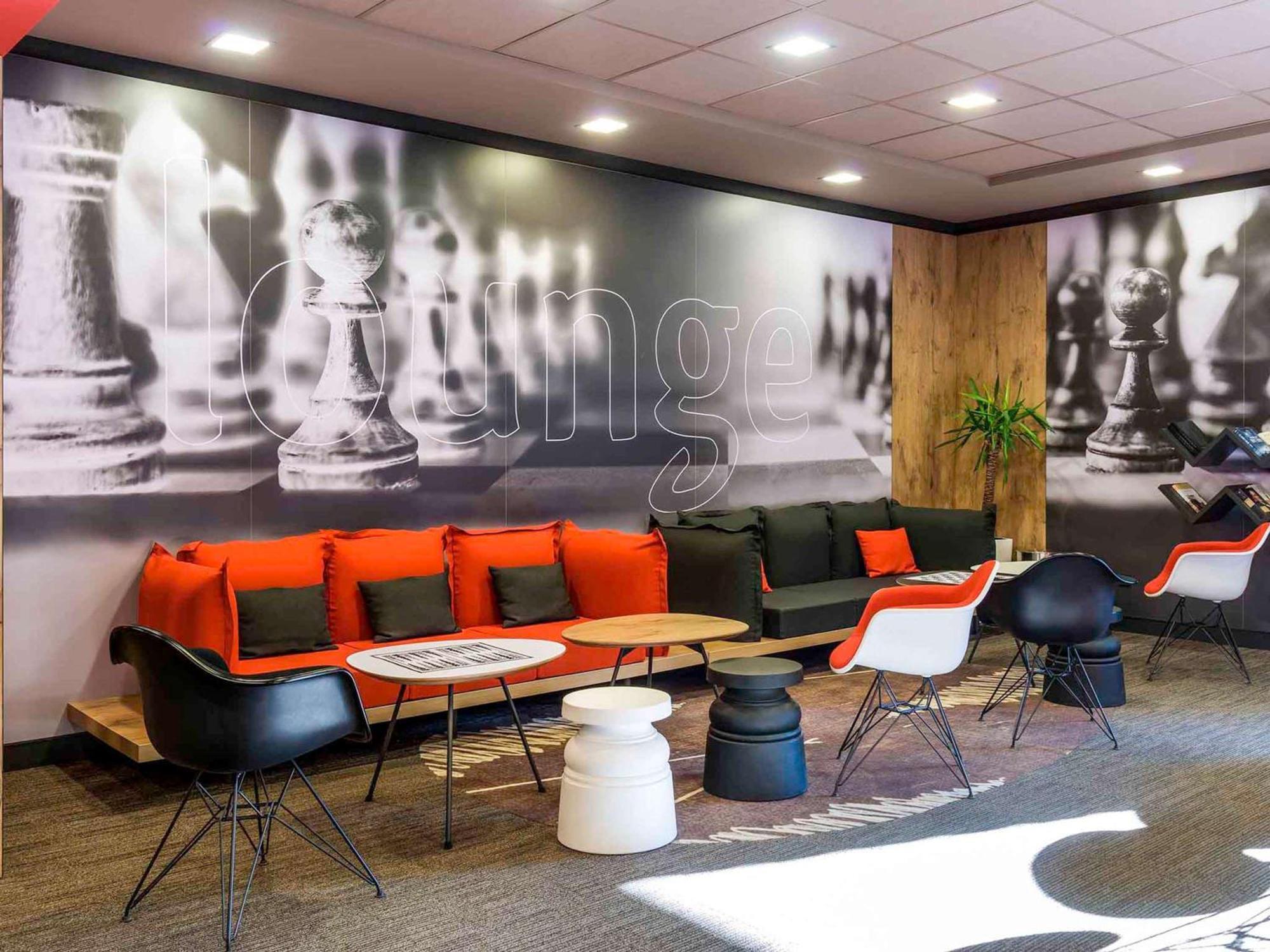 Ibis Ca' Granda 3* Milan