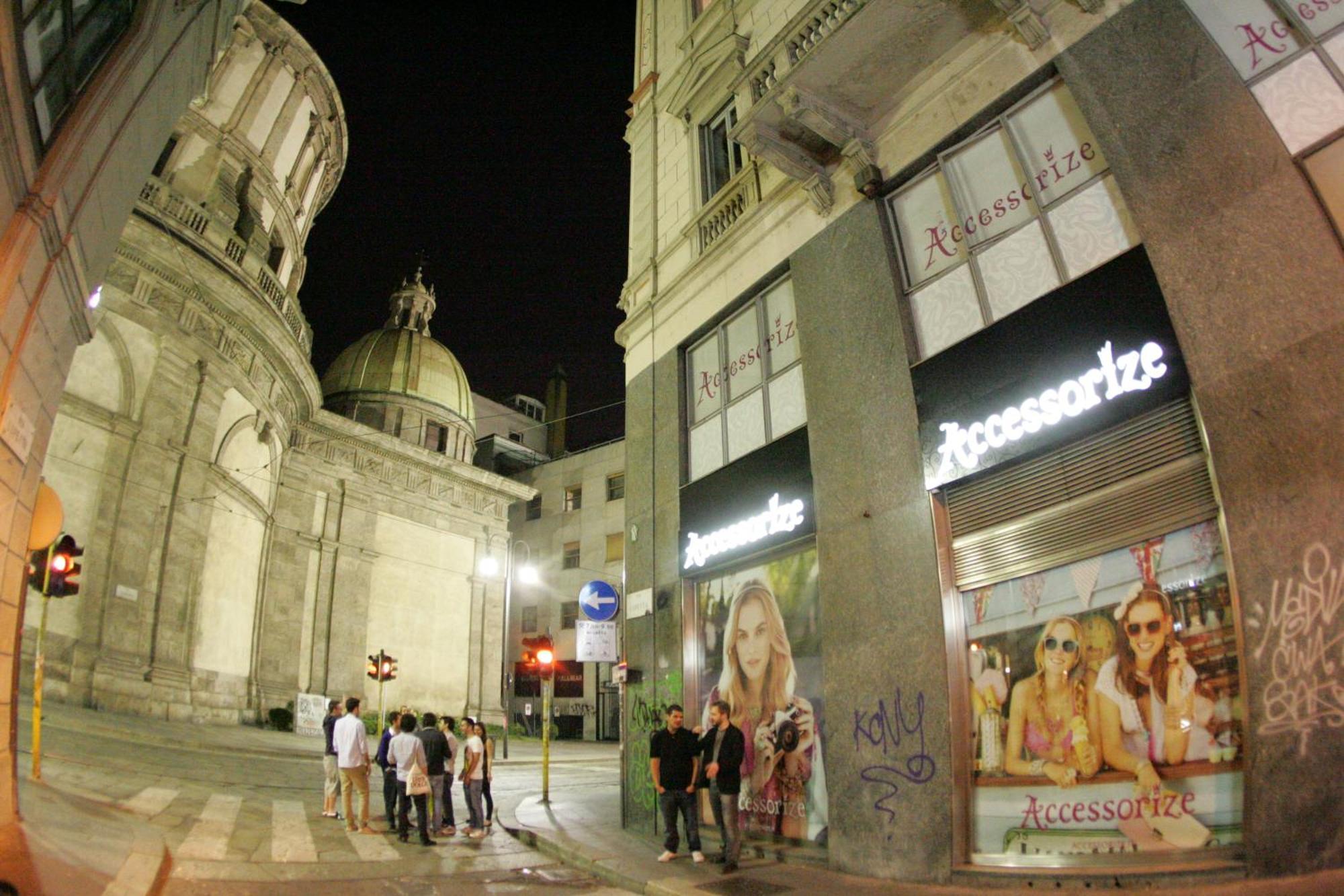 Dhomes - And Milano