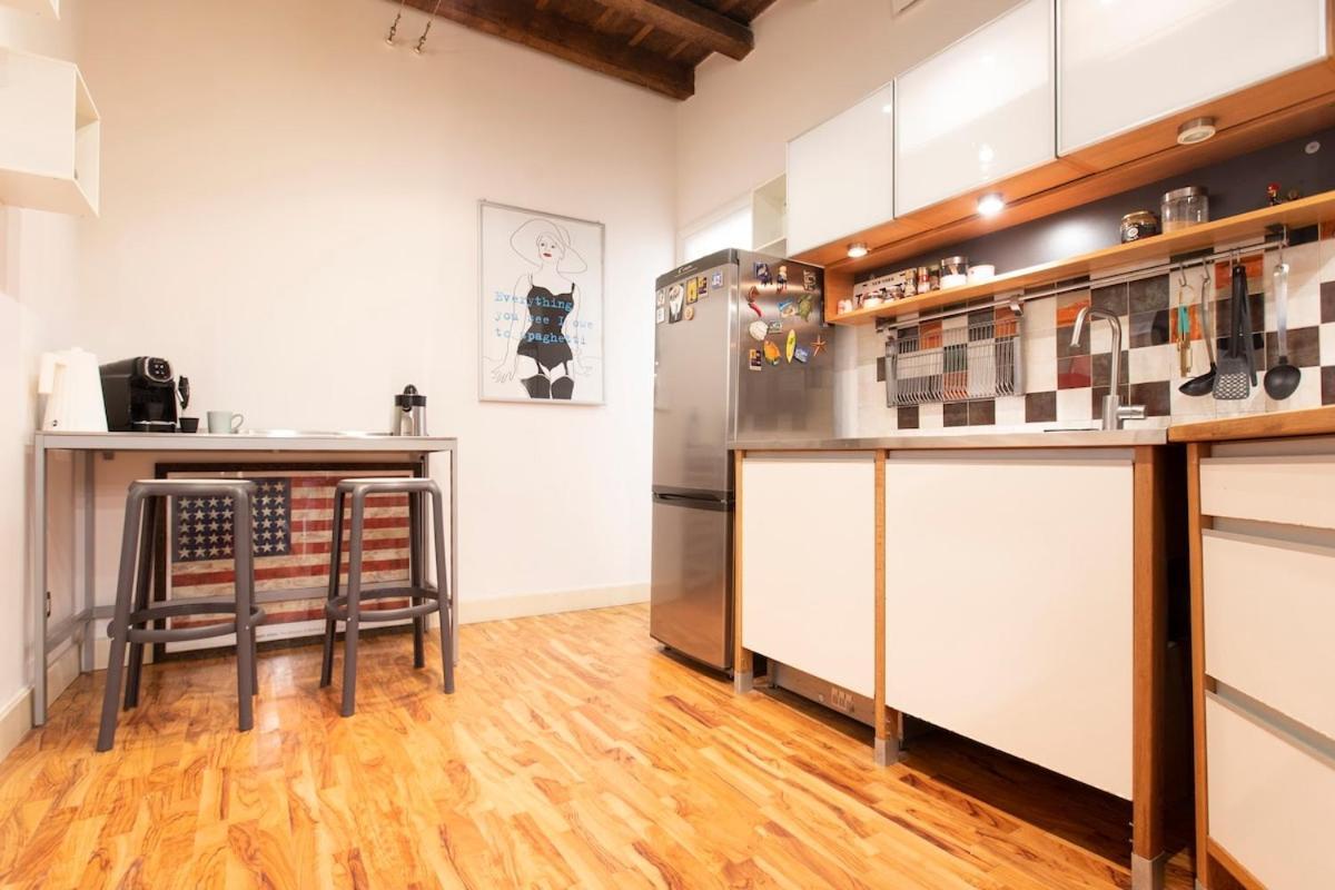 Apartment Live In Style Elegant Near Duomo Milan