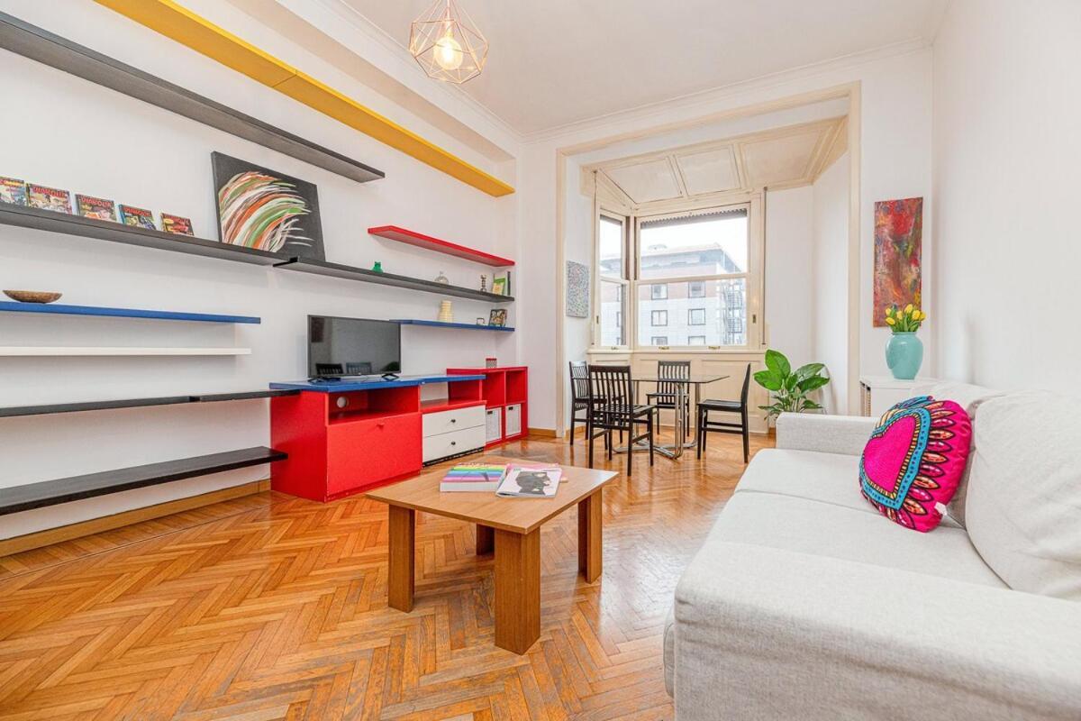Mondrian Style House * Milano