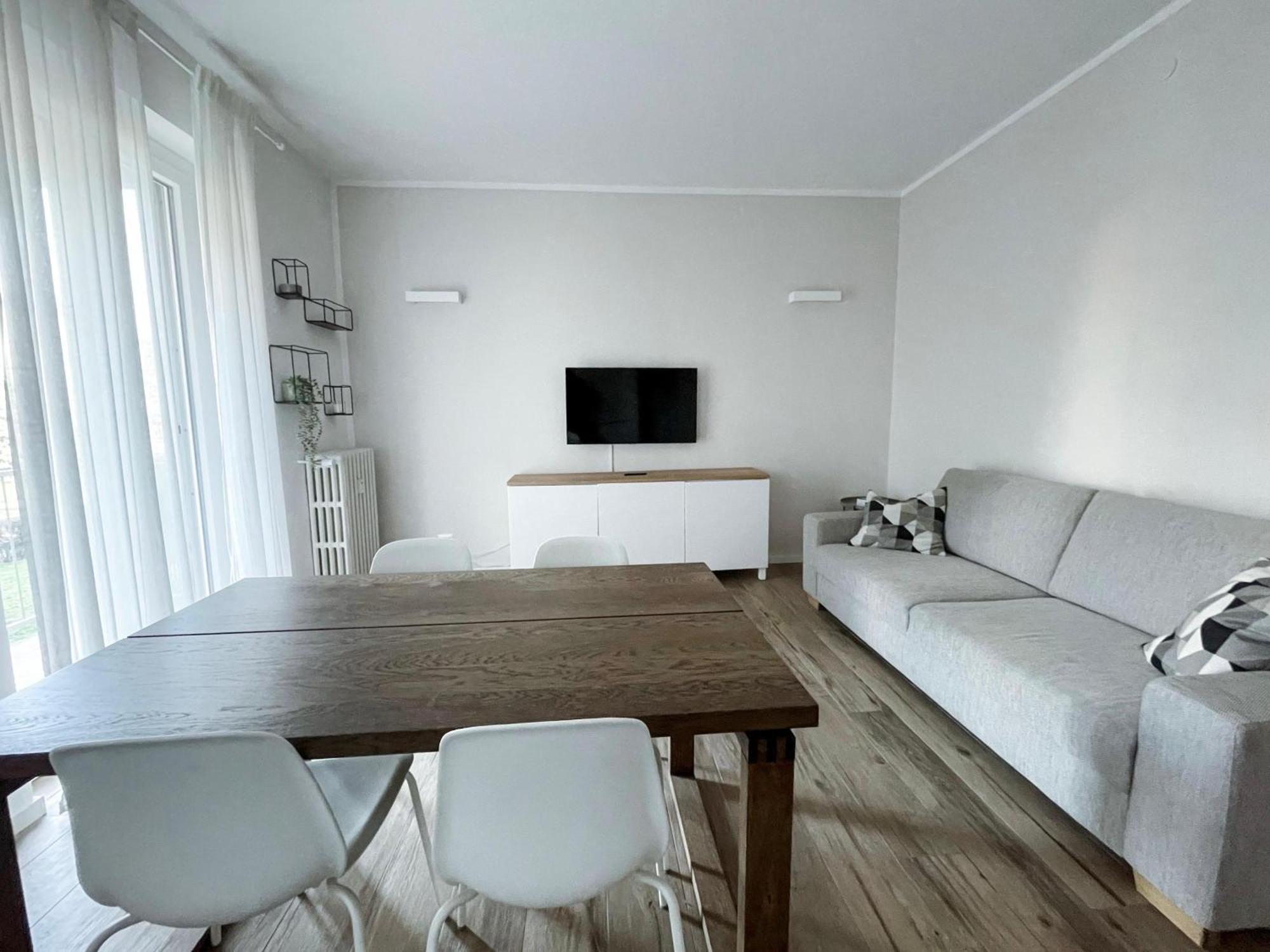 & Sky Escape - 5 Mins Center, Appartamento