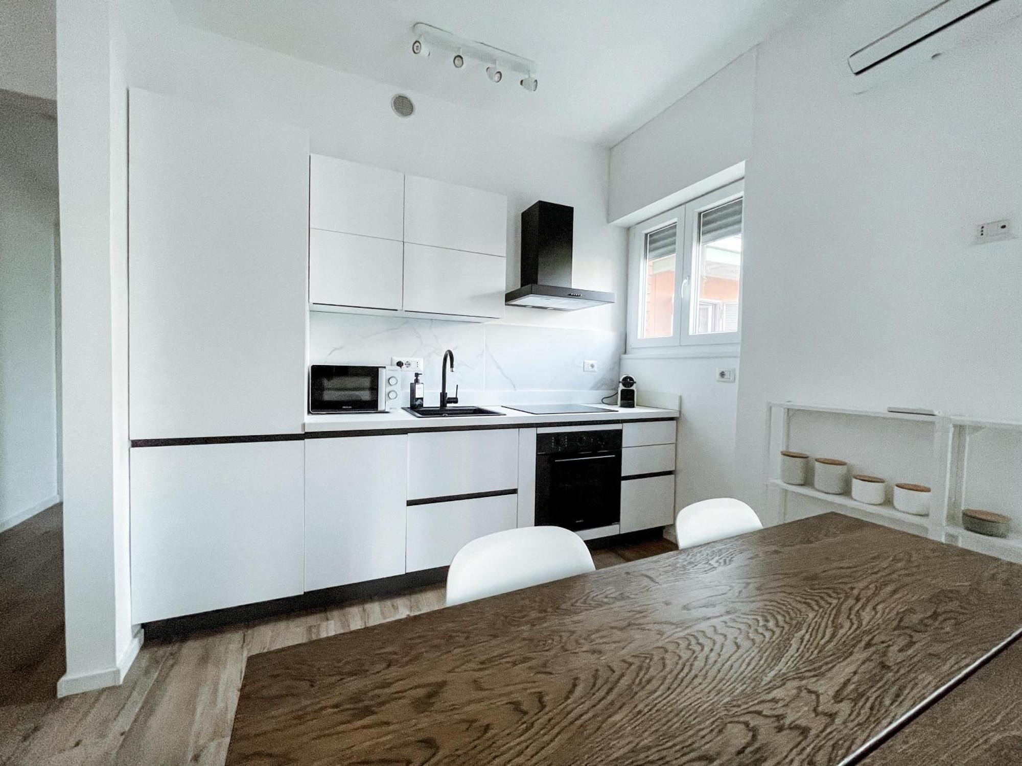 & Sky Escape - 5 Mins Center, Appartamento Milano