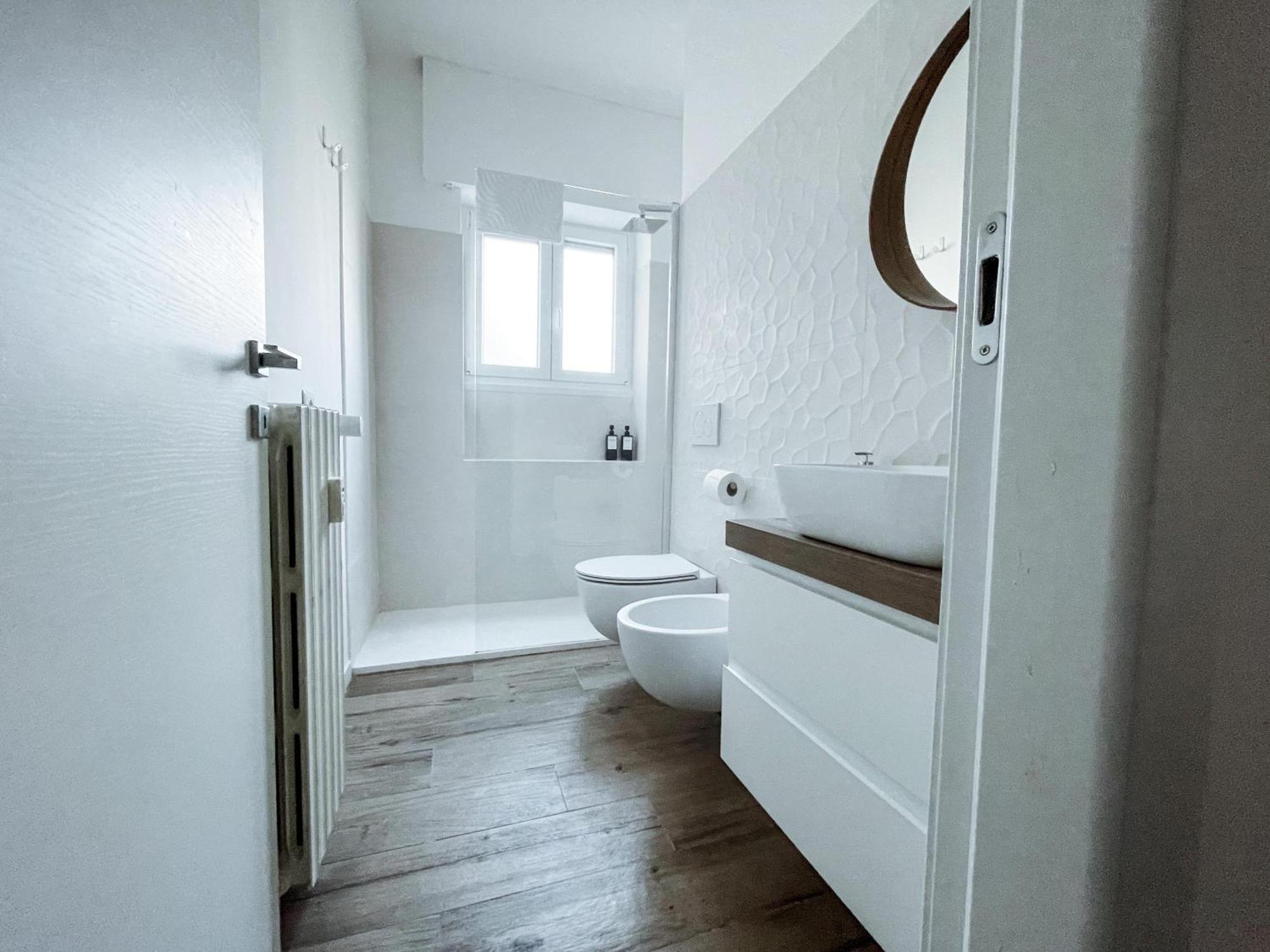 & Sky Escape - 5 Mins Center, Appartamento Milano