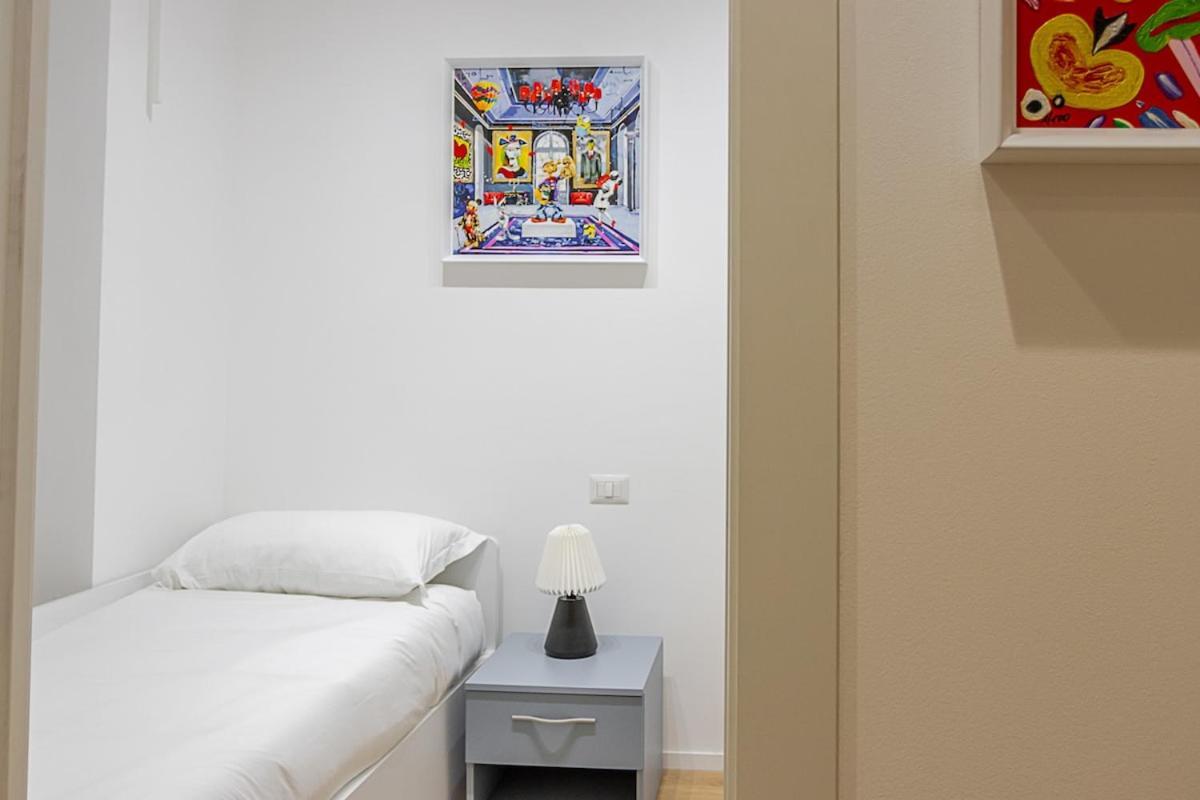 Art-filled In Centro Appartamento *