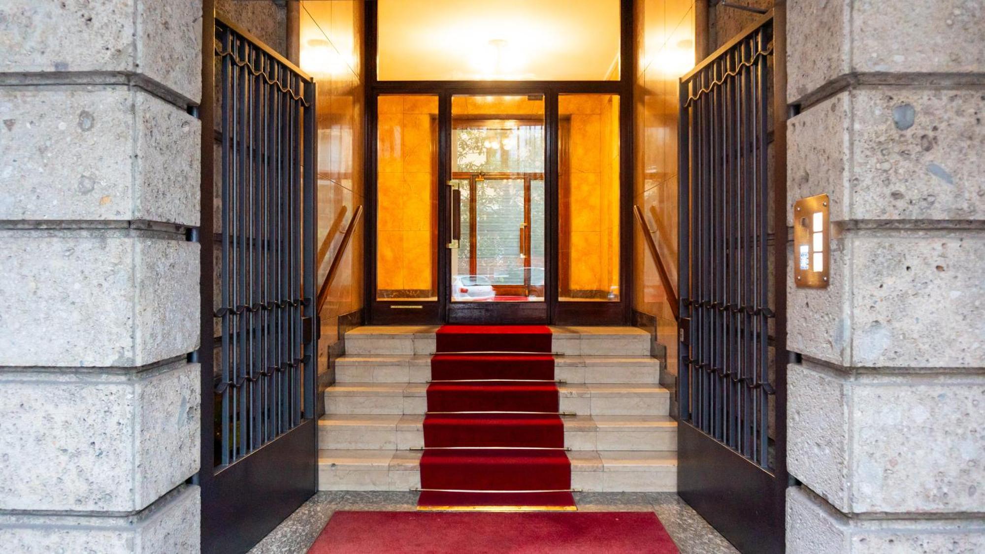 Ideal Rent - Porta Nuova 24 * Milano