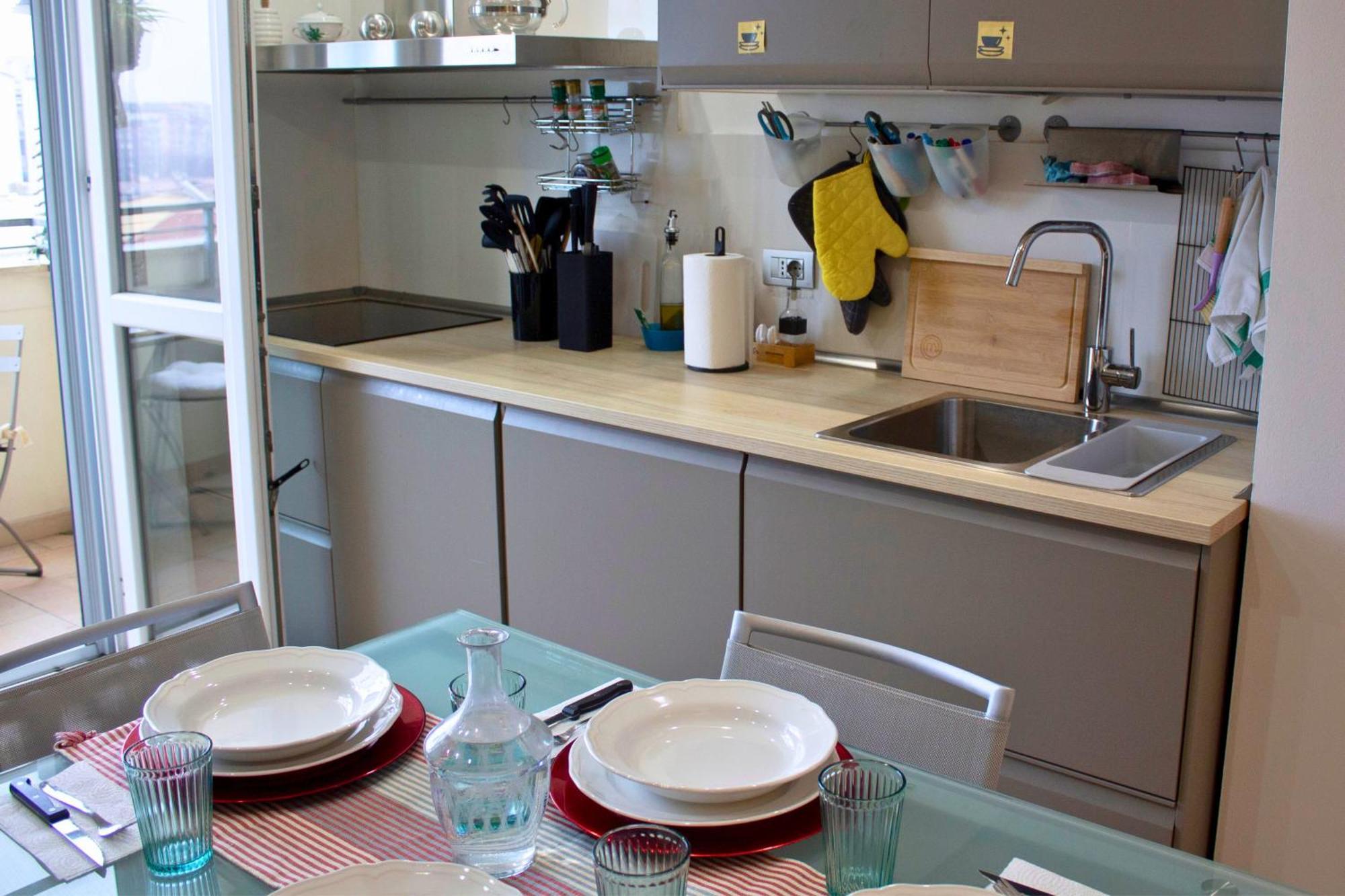 M1 De Angeli - Terrazzino, Ac, Wifi Appartamento Milano