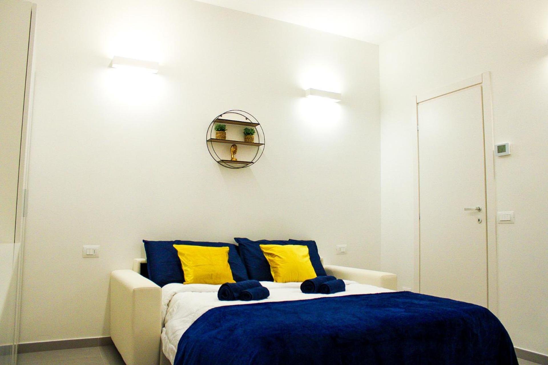 Modern & Bright Near Porta Garibaldi Apartment *
