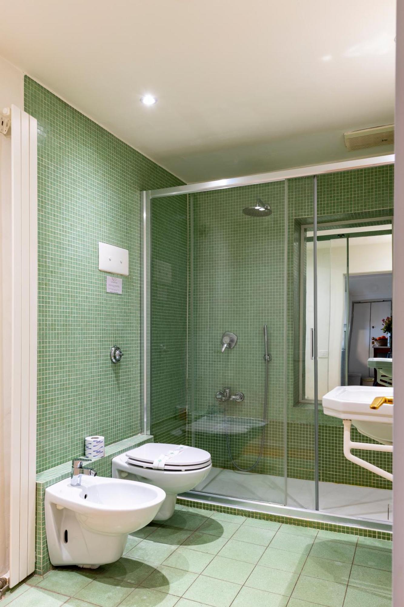 Apartment Large & Comfy - A Few Steps From The Duomo Milan