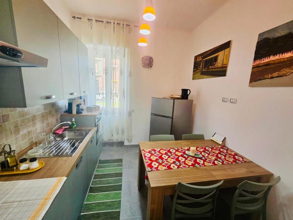 Tolstoi 83 Appartement