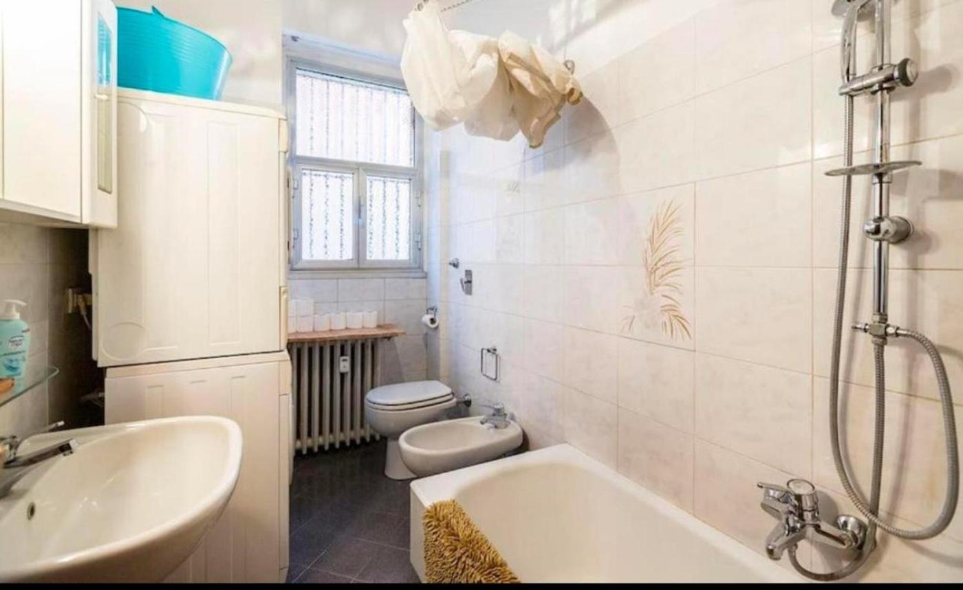 Entire Home/apt In Near Fairs And Navigli * Milano