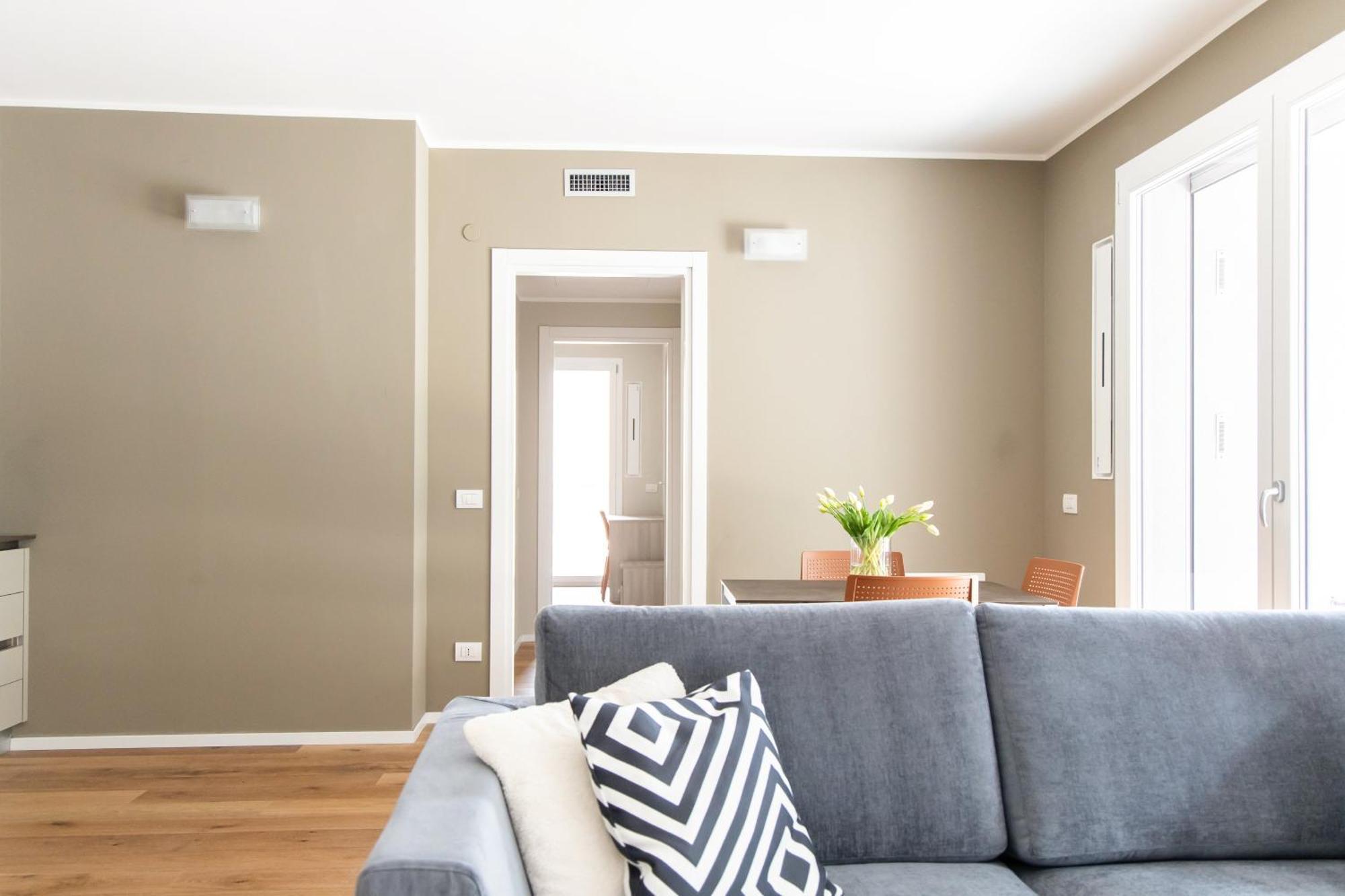 Living With Terrace & Garage By Ndp Rent *