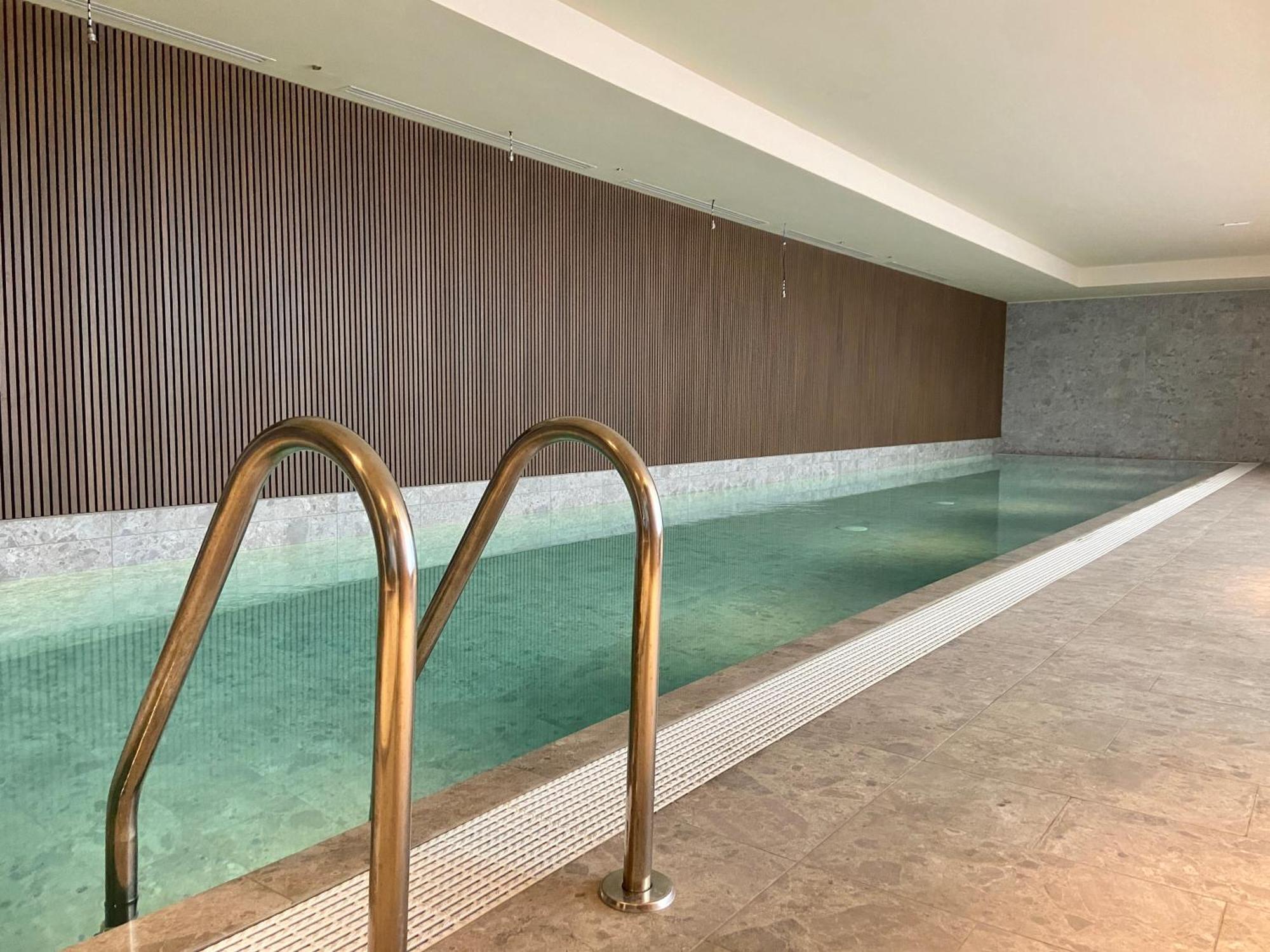 Modern With - Gym And Pool Leilighet *