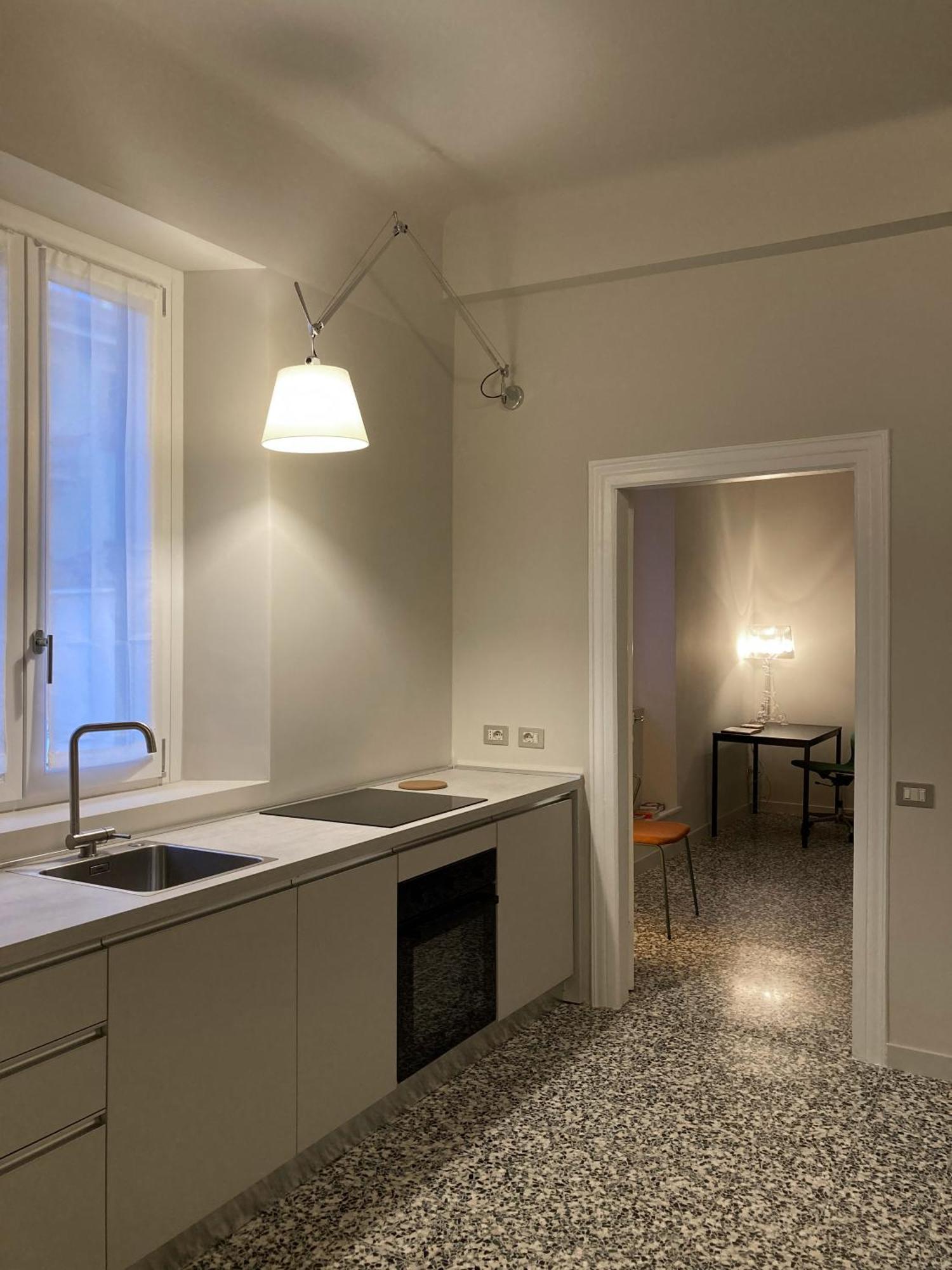 Newly Renovated Two-room * Milano