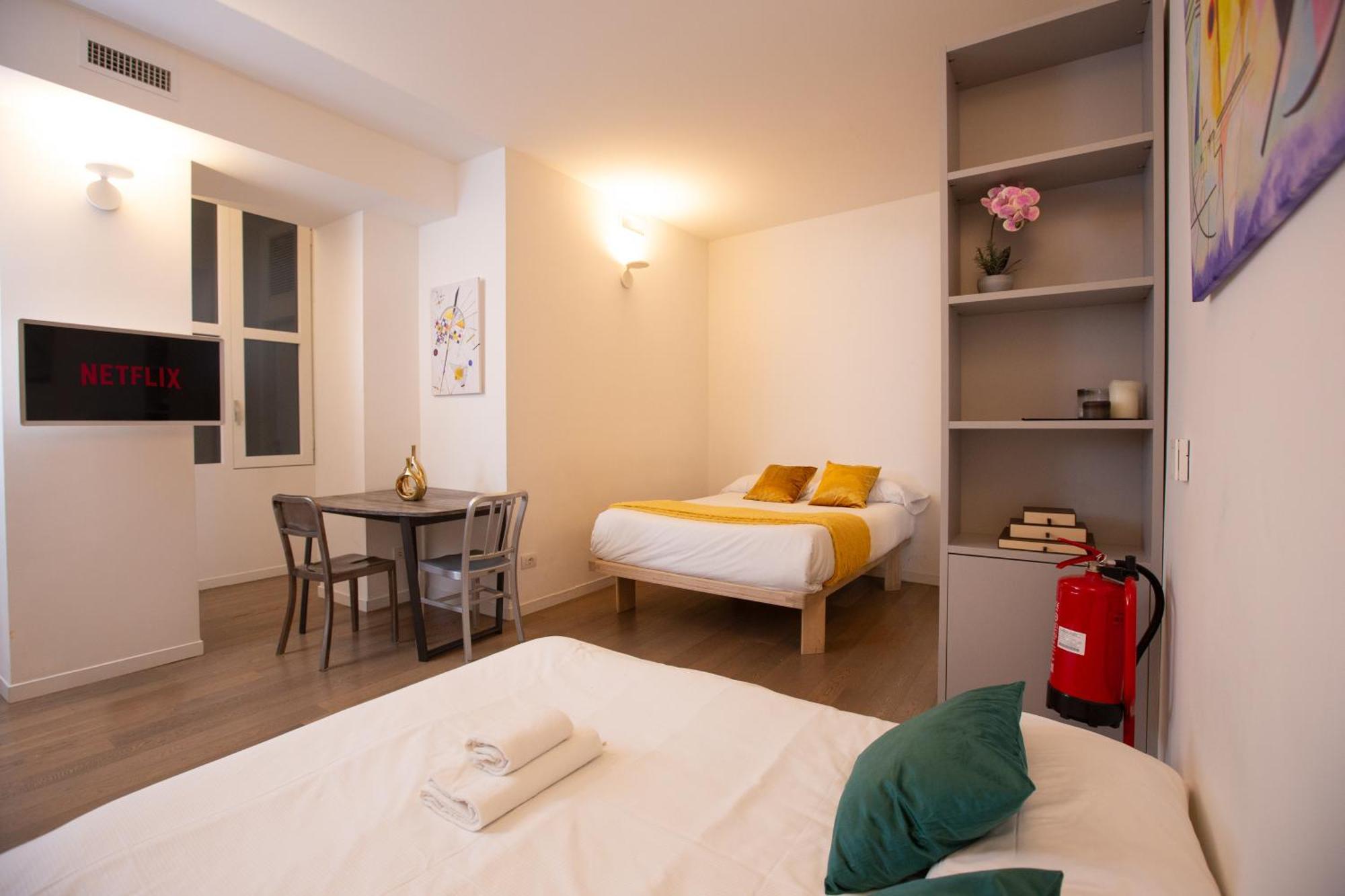 Spiga Elite Studio - Near San Babila M1 * Milan