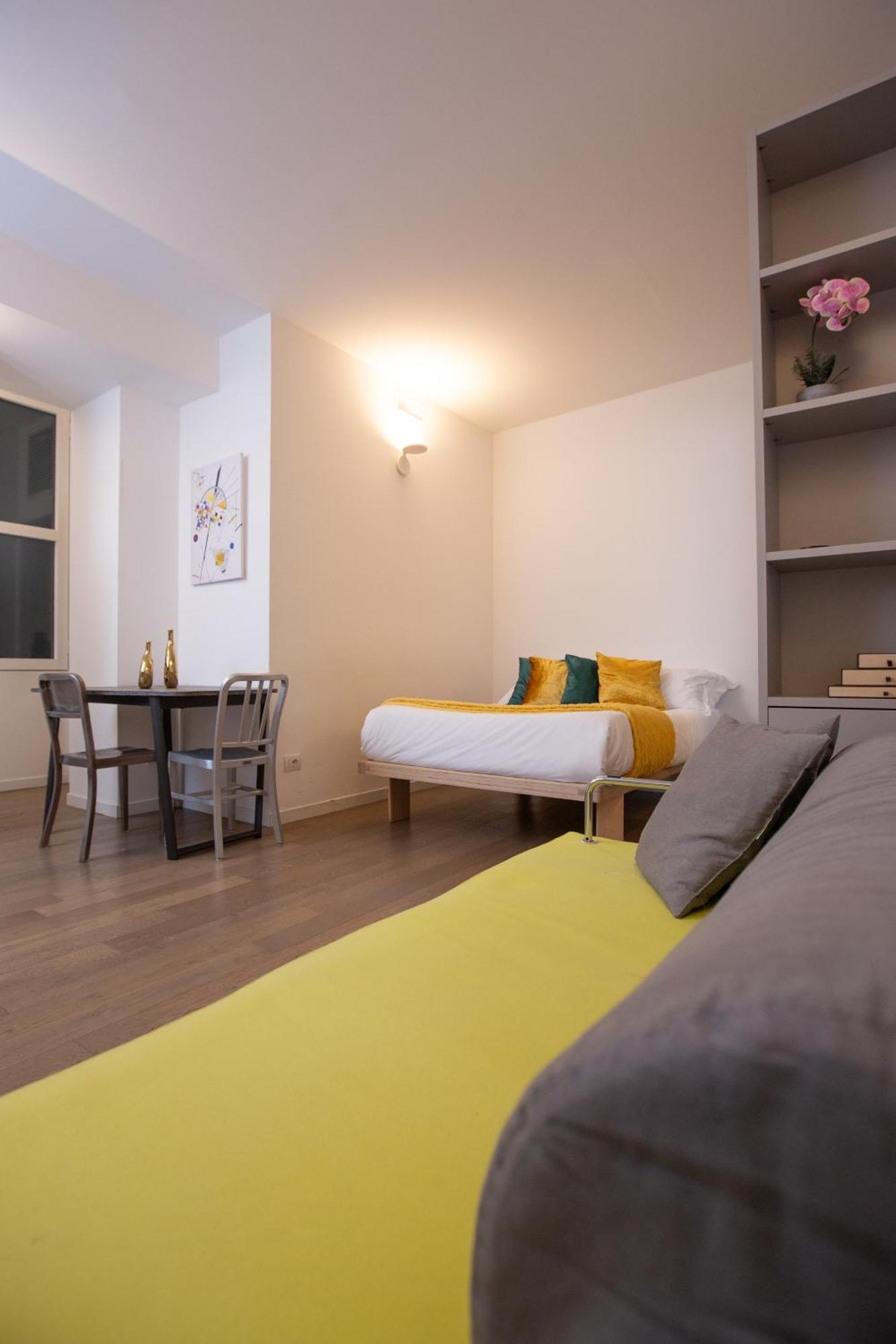 Spiga Elite Studio - Near San Babila M1 * Milan