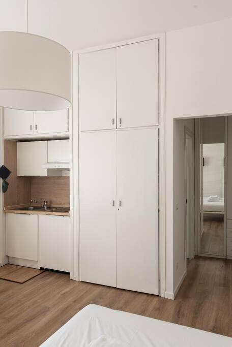 Youhosty - Garibaldi72 Apartment *