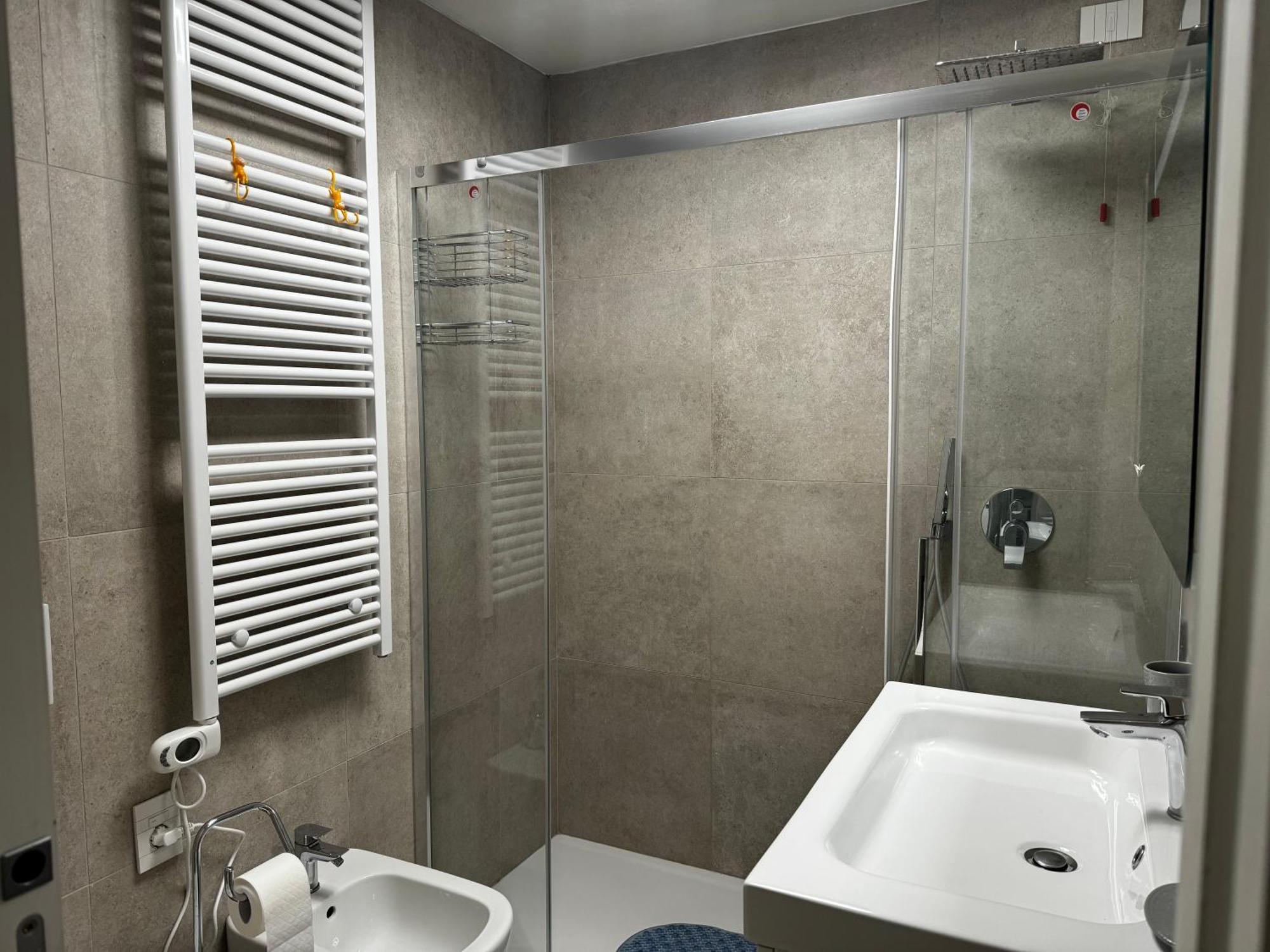 Apartment Macchi 61 - Station
