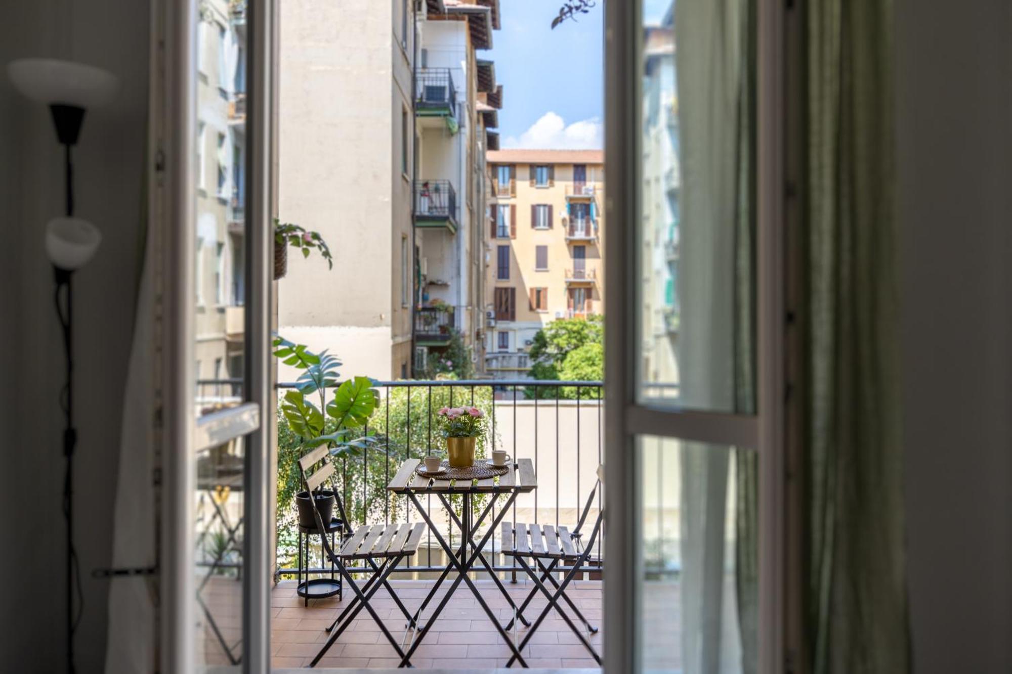 Appartement 8 Min Dalla Metro Casa Elegante Con Netflix E Wifi Milaan