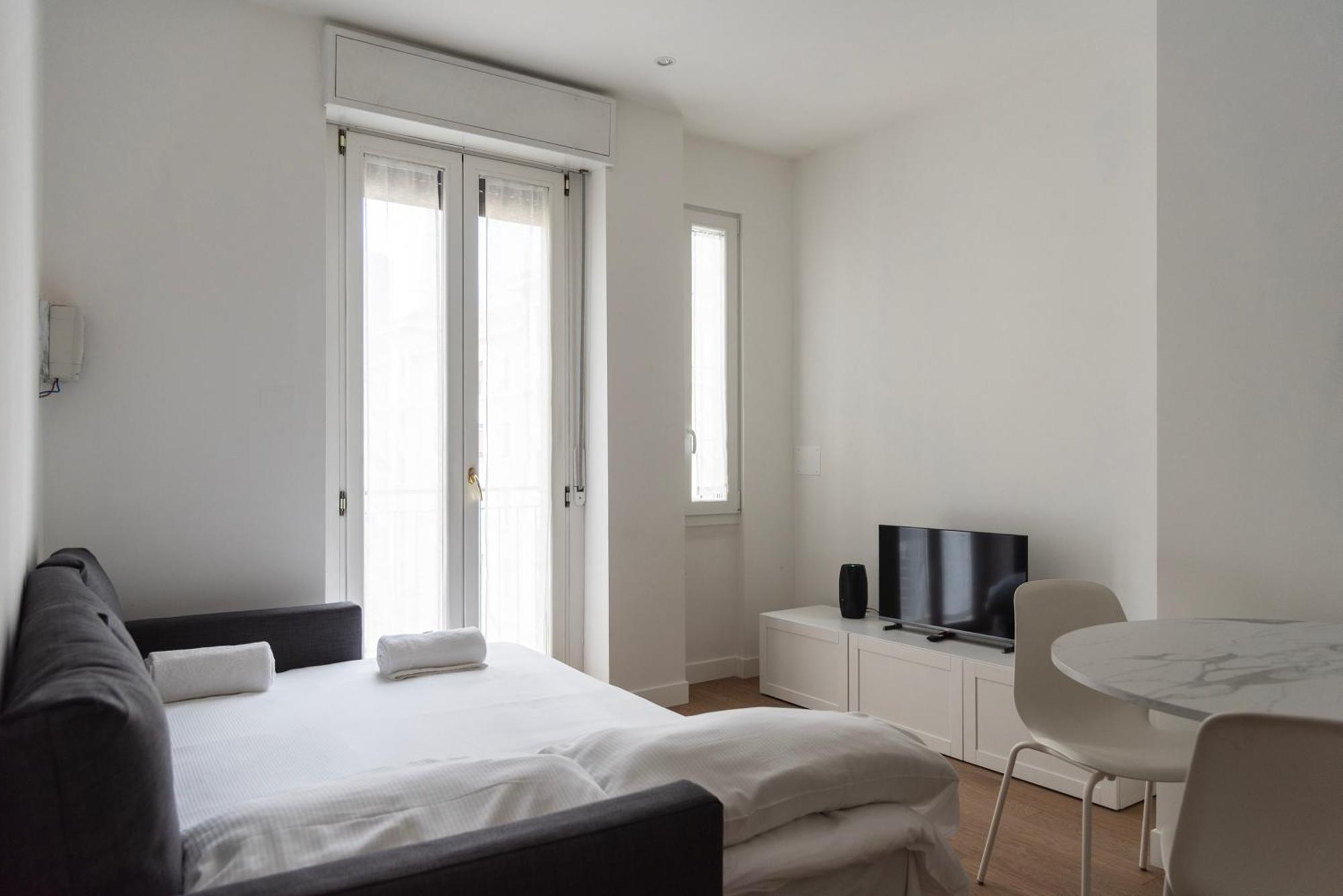 Youhosty - Gioia Tower View Appartement *