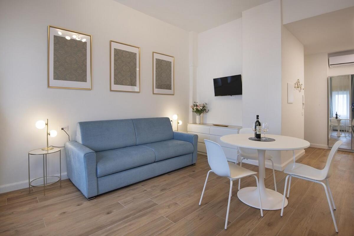 Appartamento Laru - 8 Minutes From The Duomo Milano