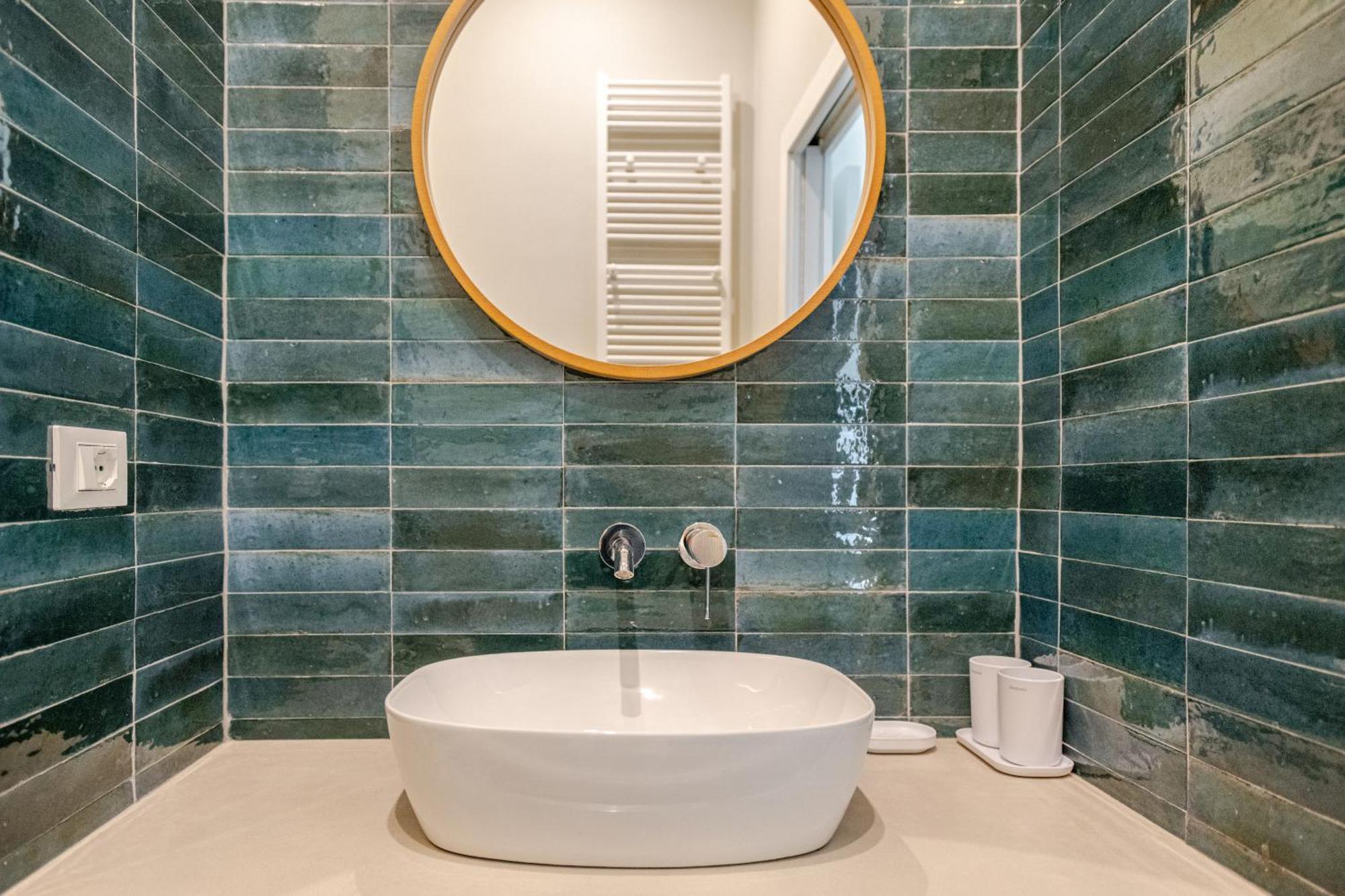 Design And Comfort In Isola In The Heart Of Apartment Milan